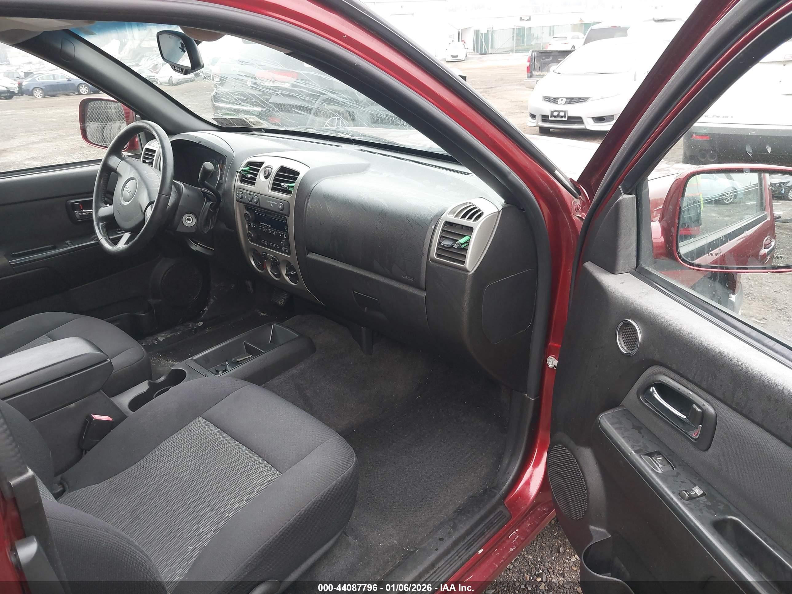GMC CANYON image 5