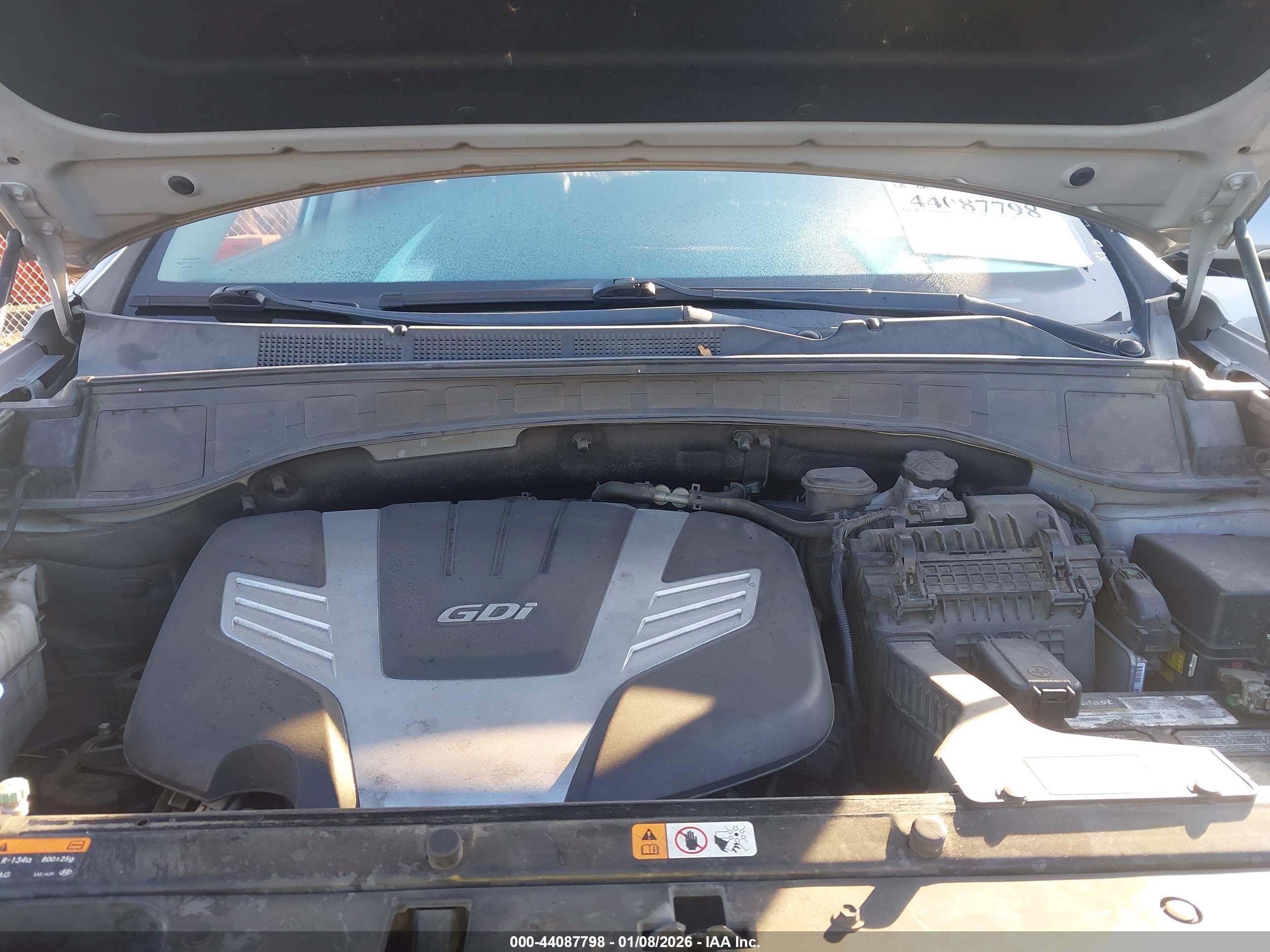 HYUNDAI SANTA image 10
