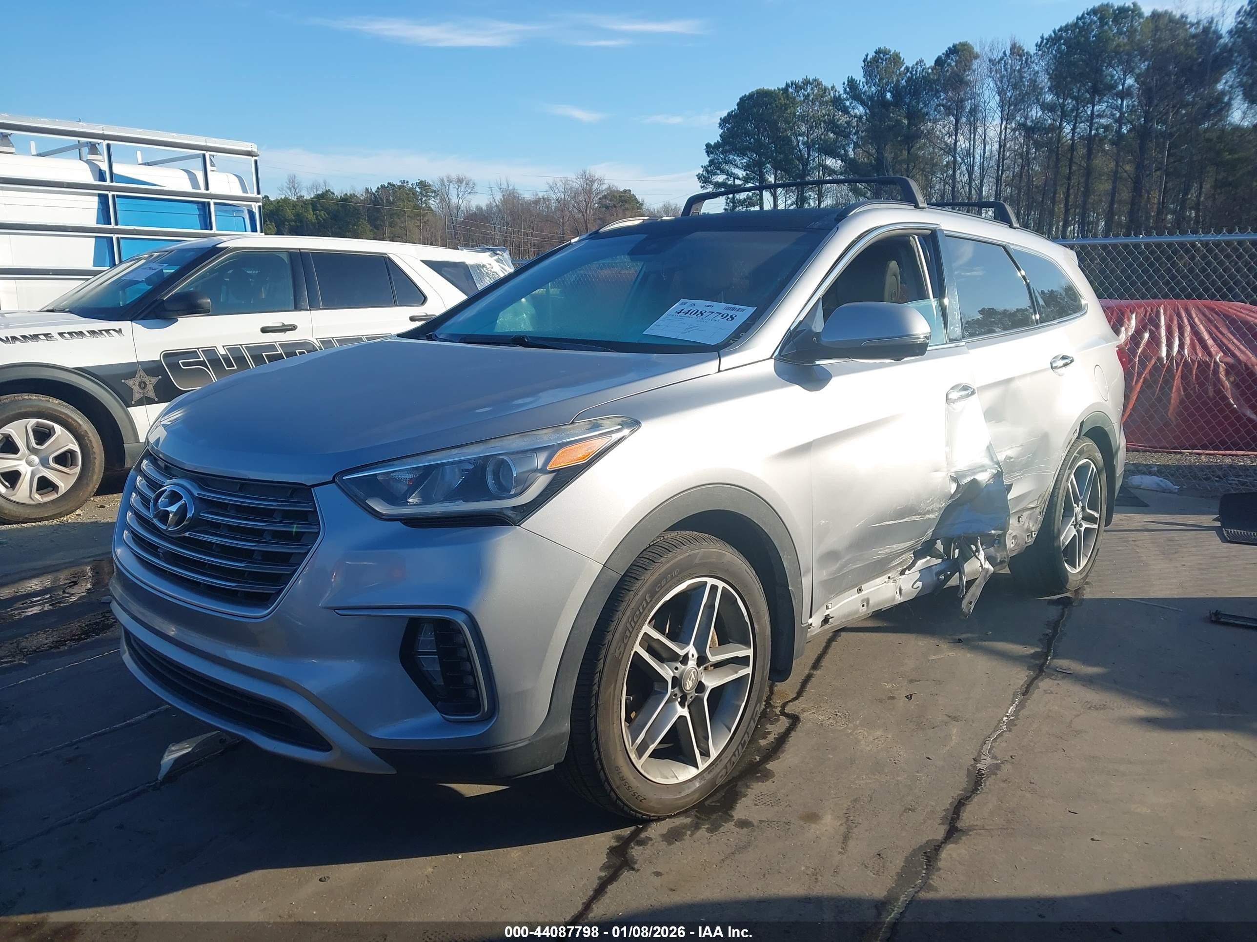 HYUNDAI SANTA image 2