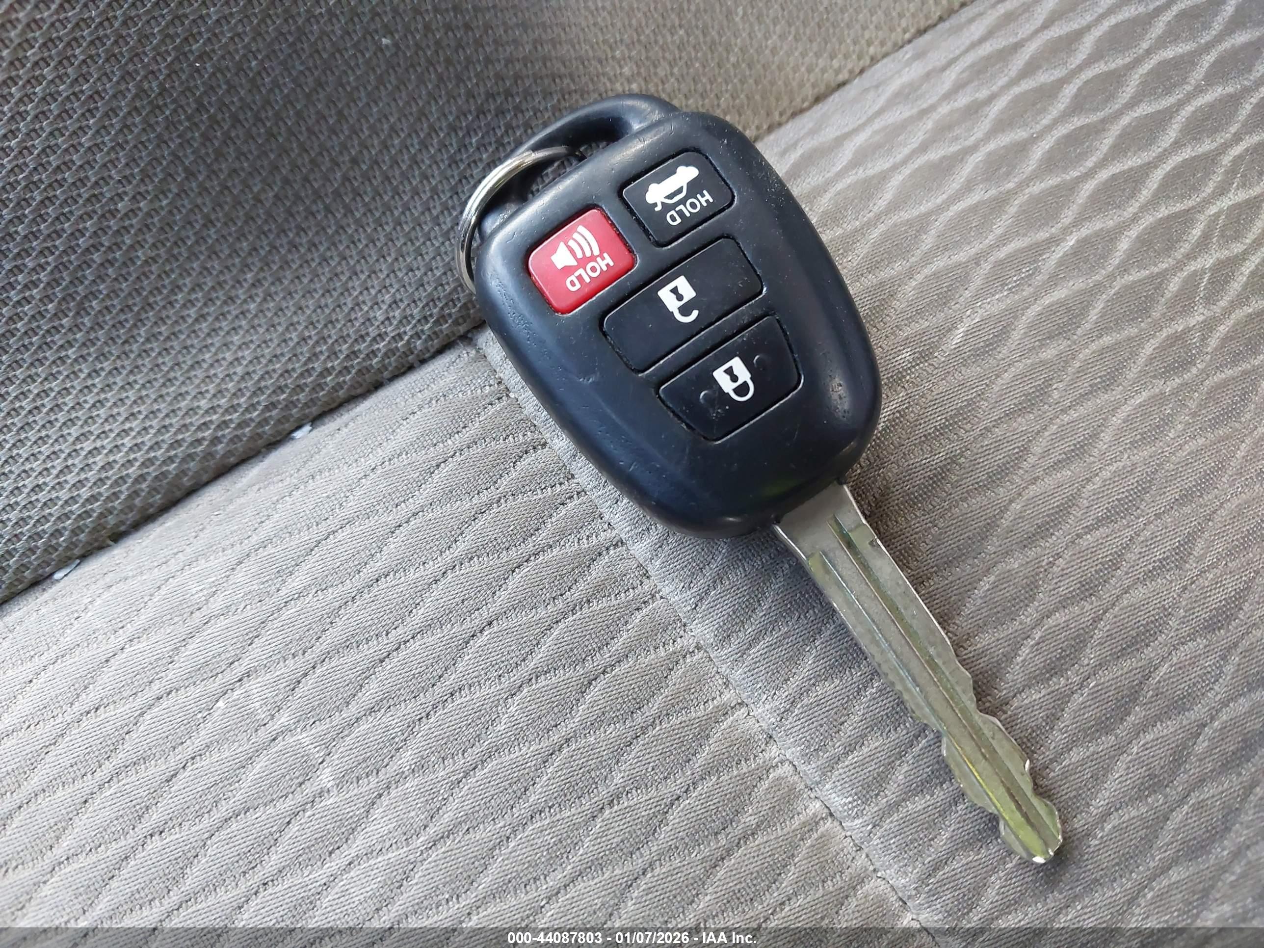 TOYOTA COROLLA image 11