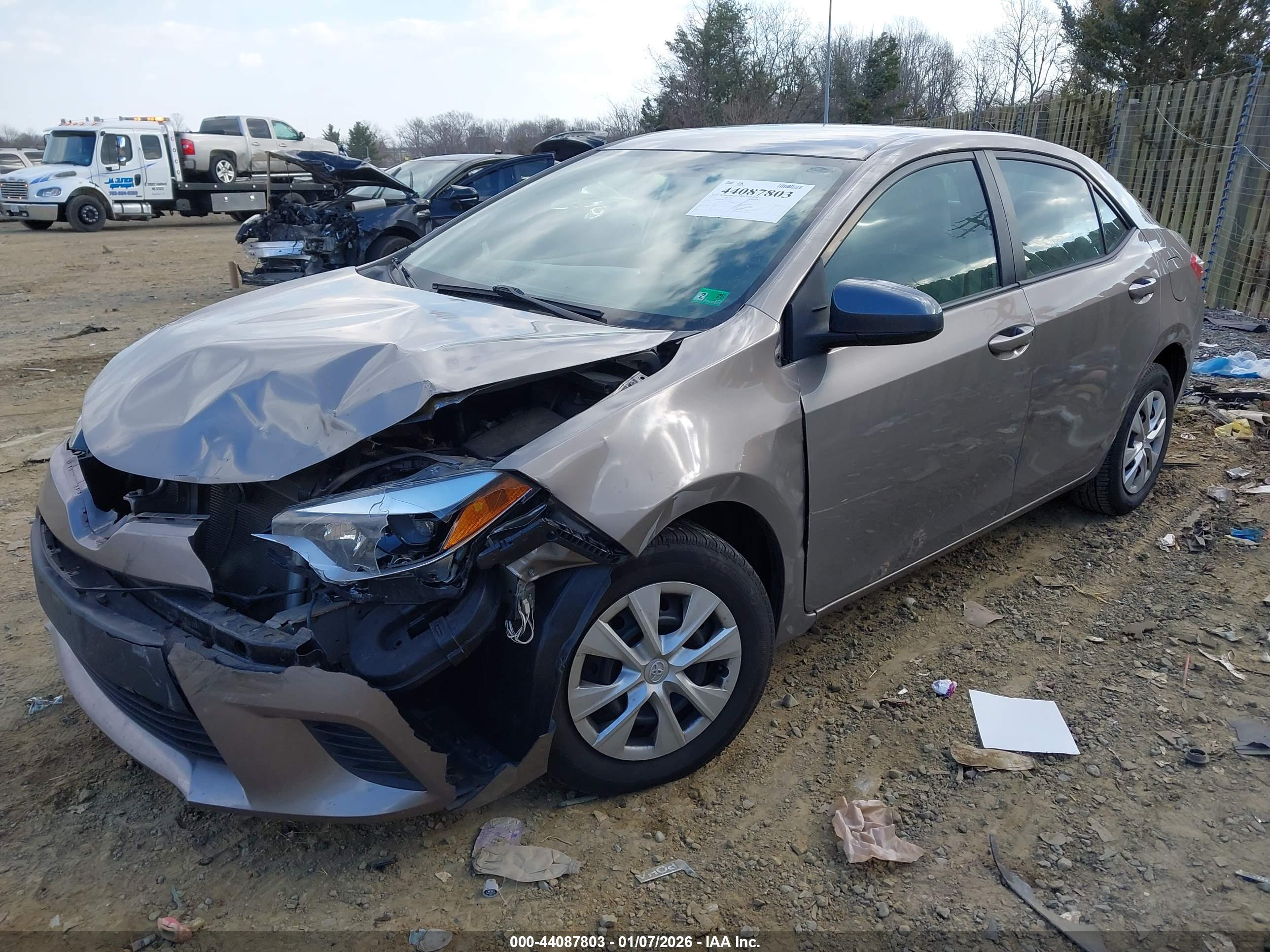 TOYOTA COROLLA image 2