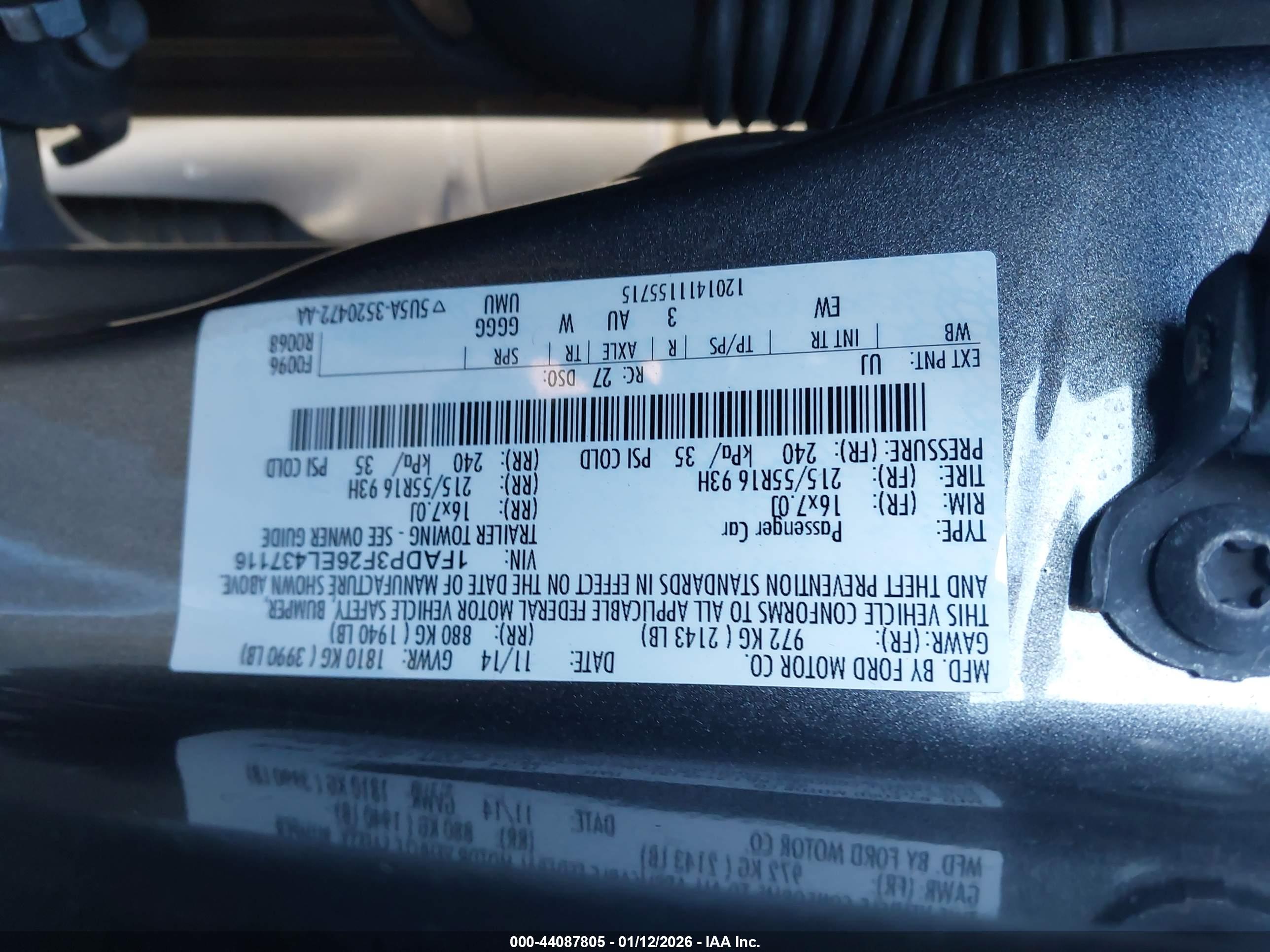 FORD FOCUS image 9