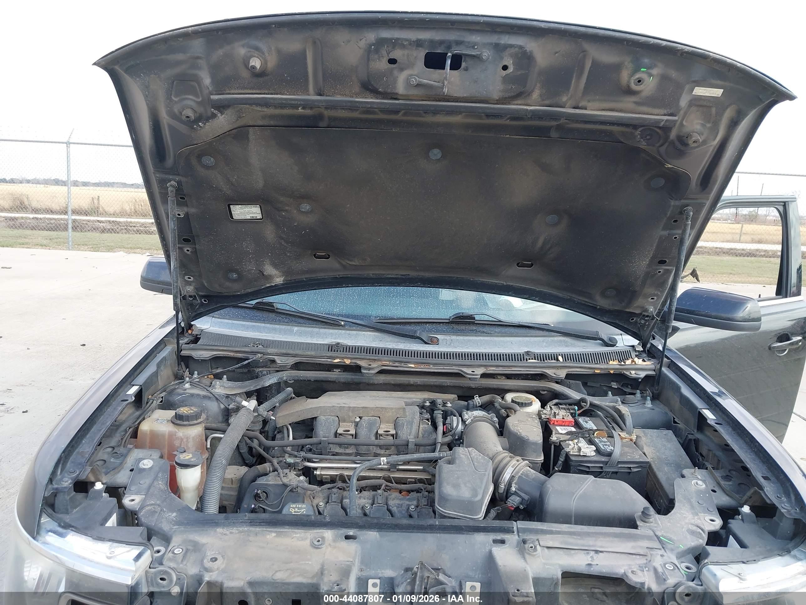 FORD FLEX image 10