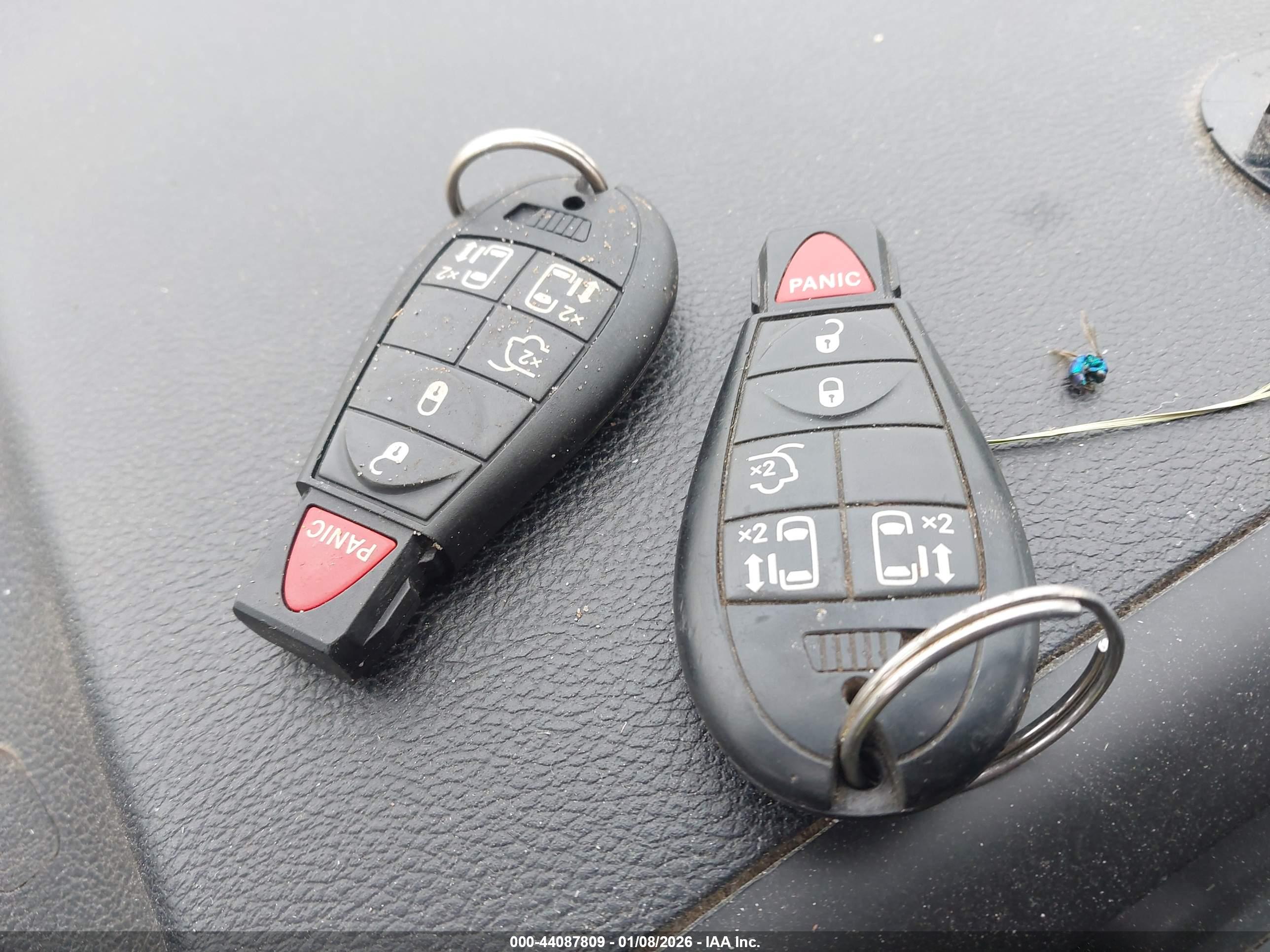 CHRYSLER TOWN image 11