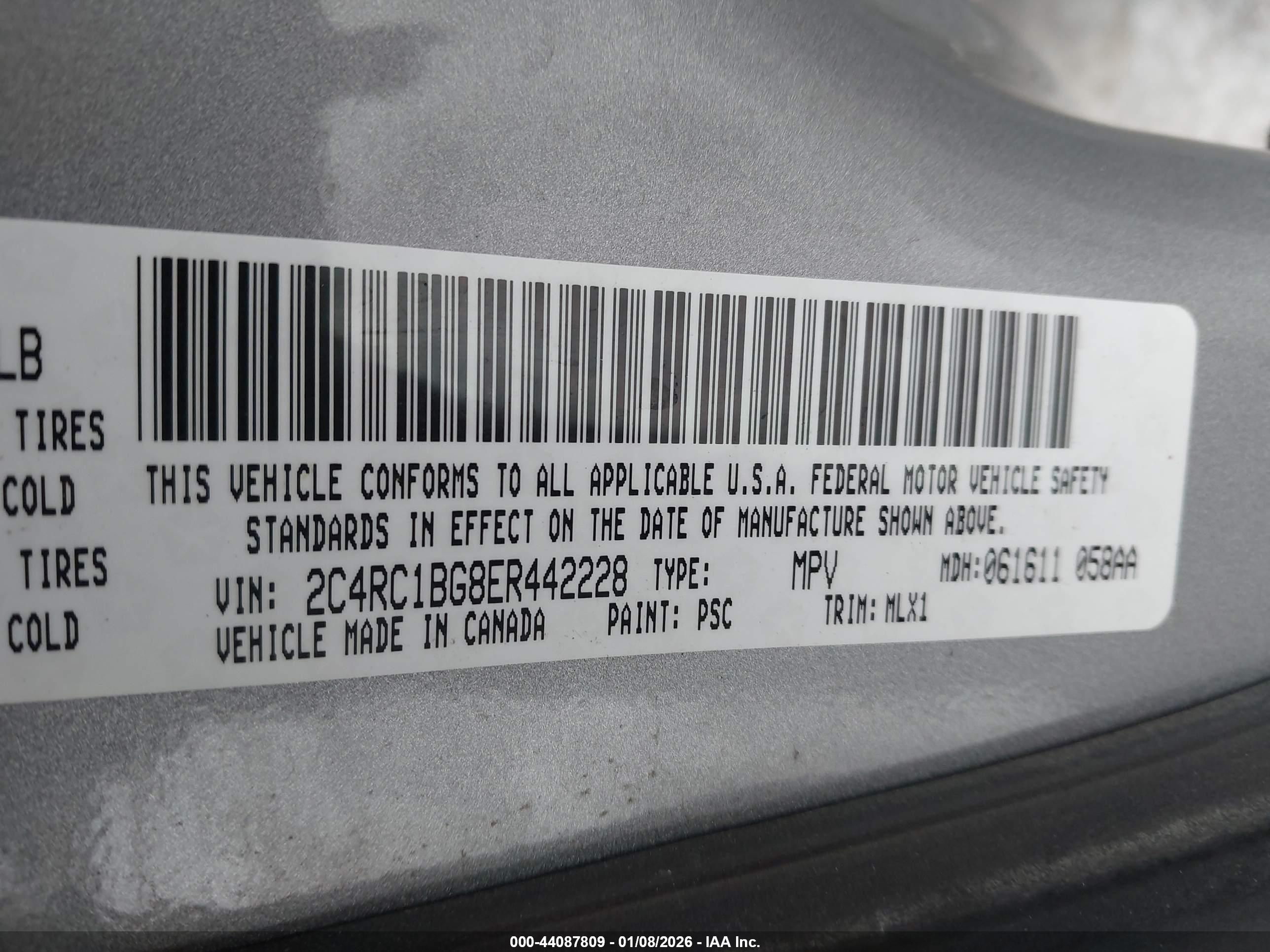 CHRYSLER TOWN image 9