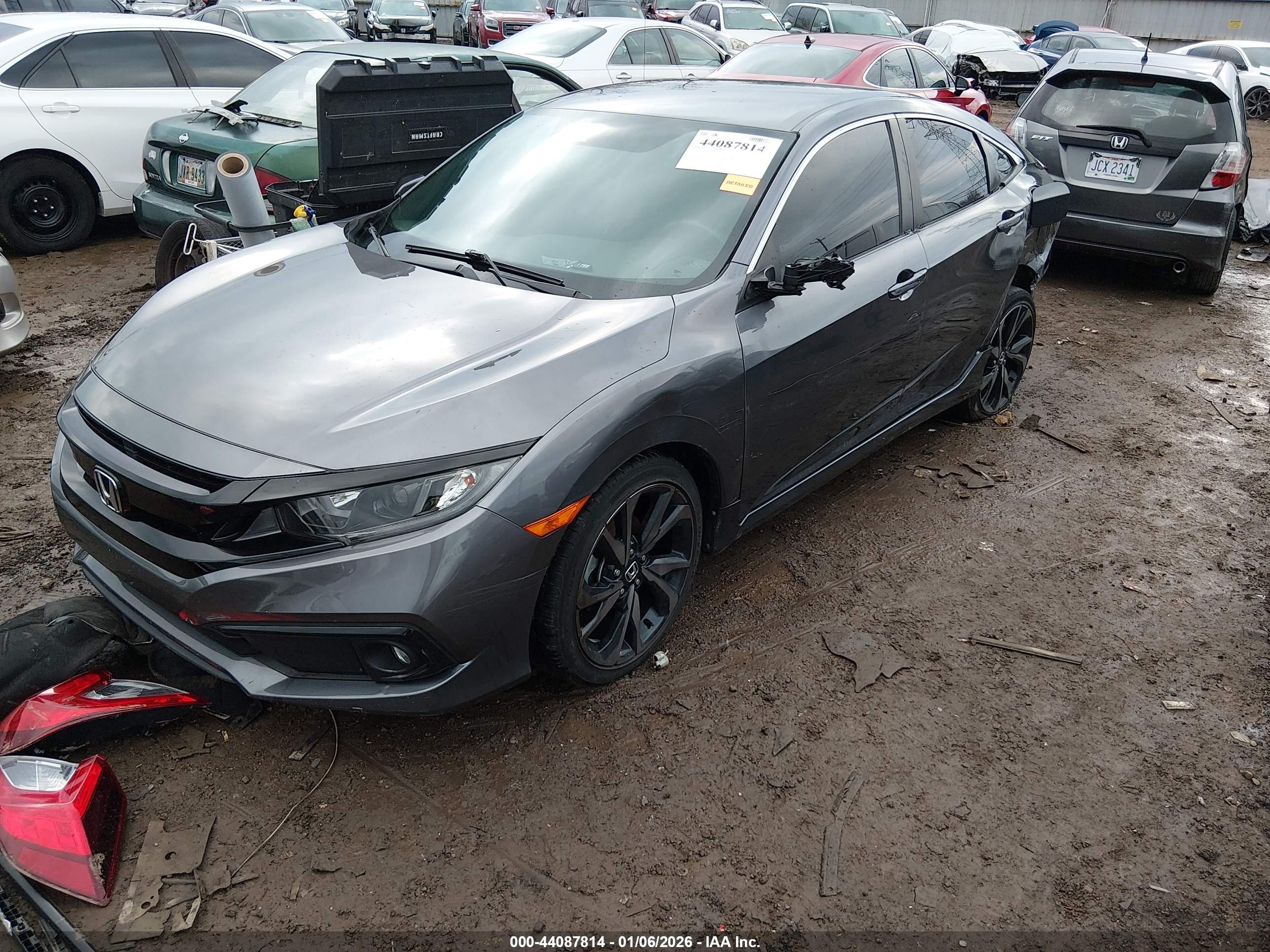 HONDA CIVIC image 2