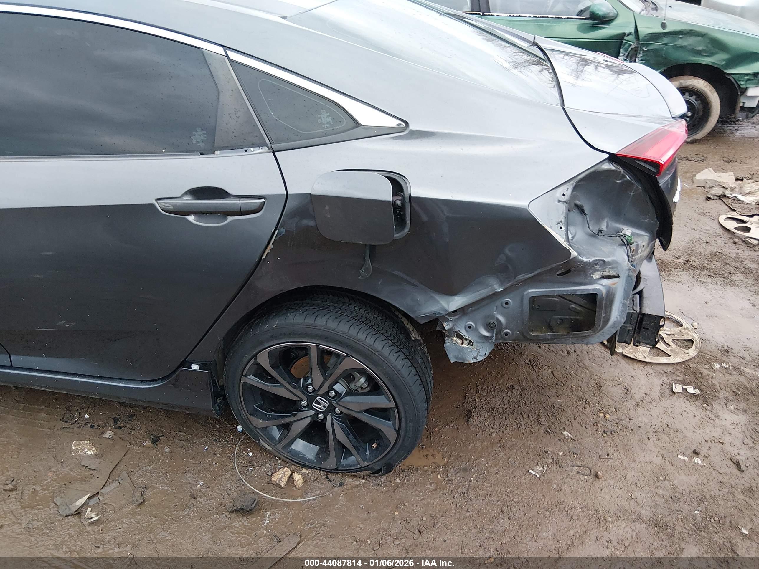 HONDA CIVIC image 6