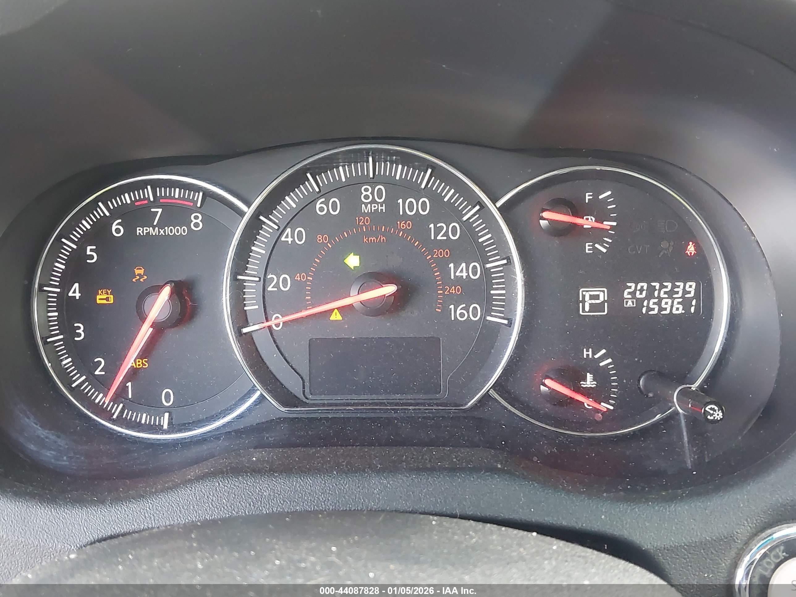 NISSAN MAXIMA image 7