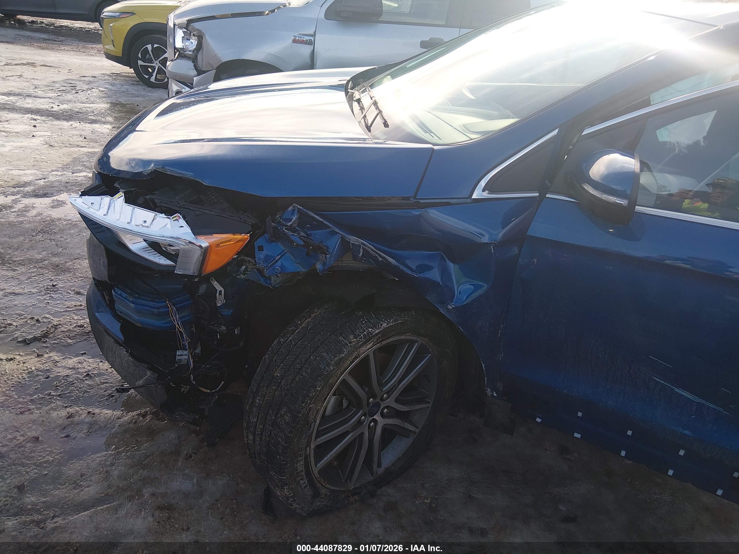 FORD EDGE image 6