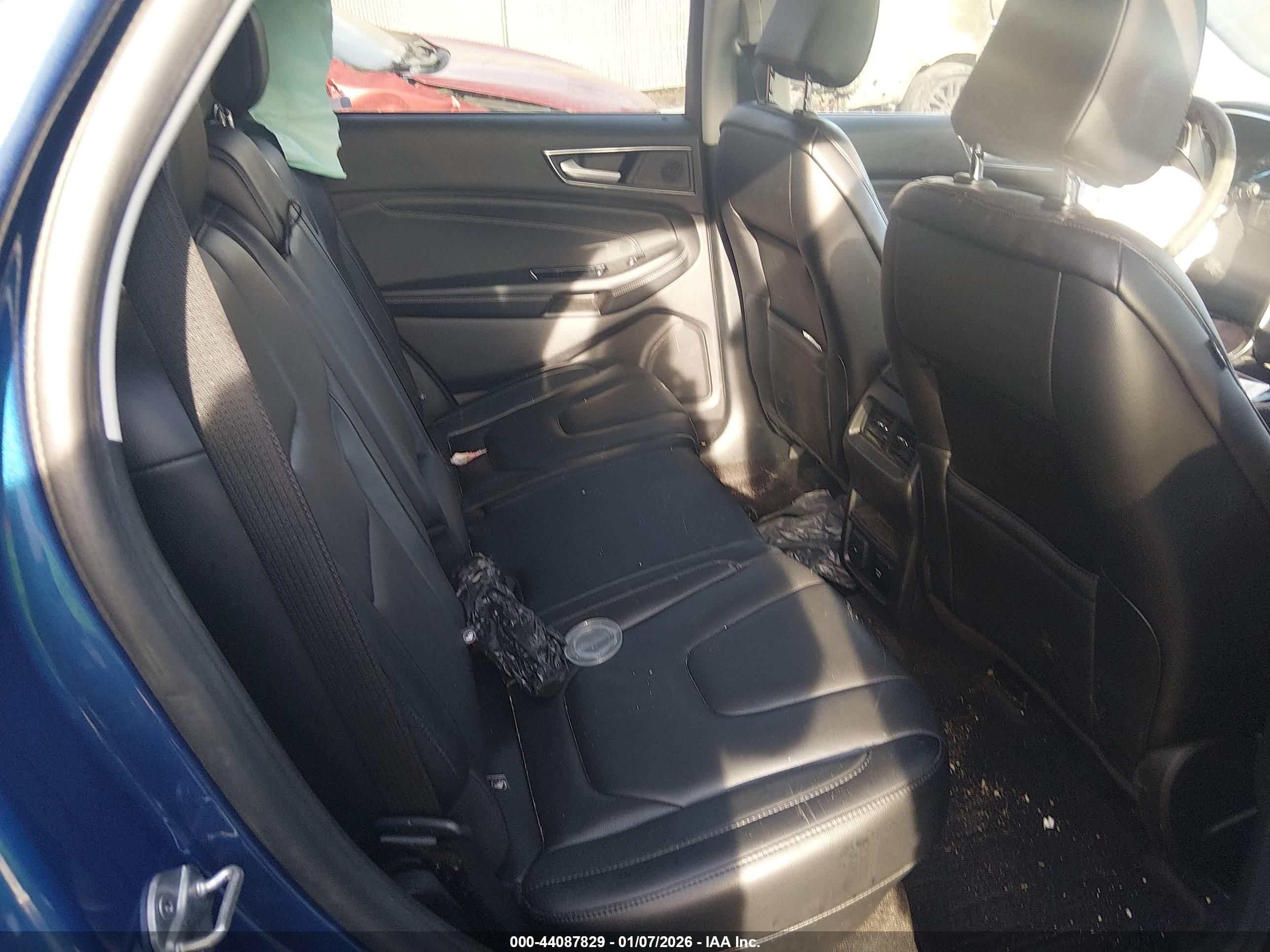 FORD EDGE image 8