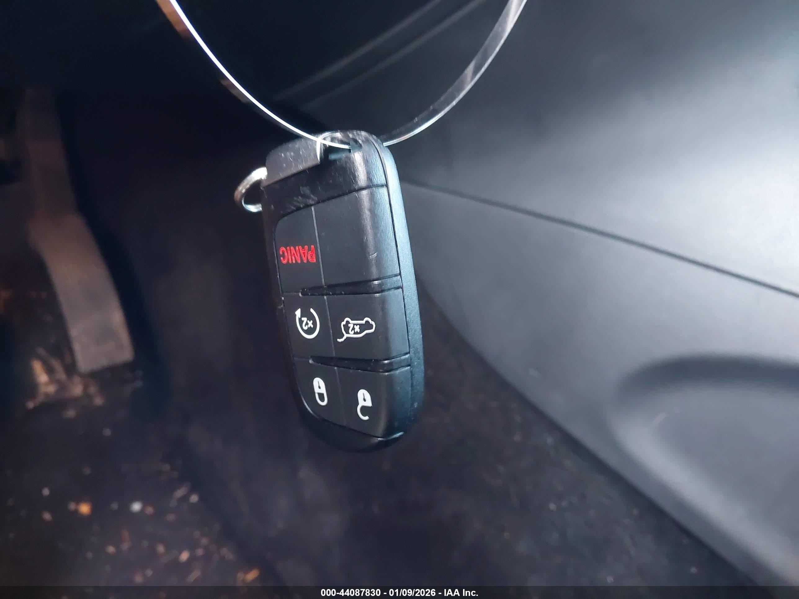 JEEP GRAND image 11