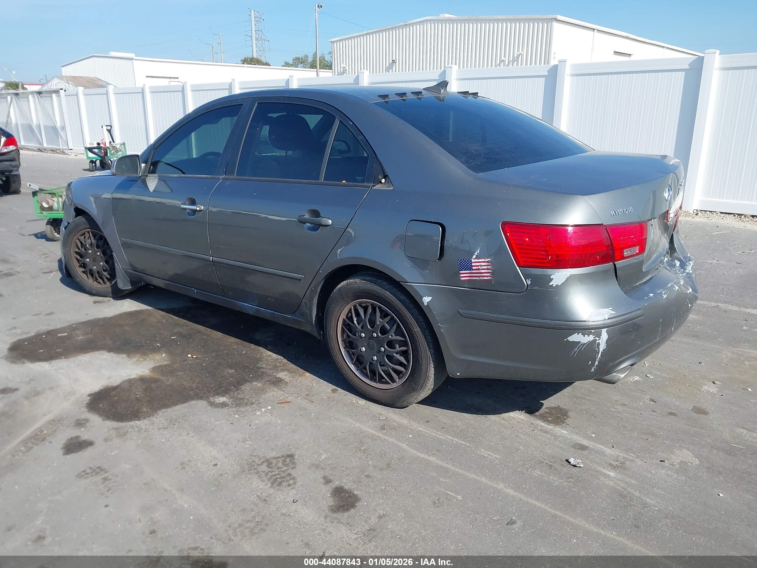 HYUNDAI SONATA image 3