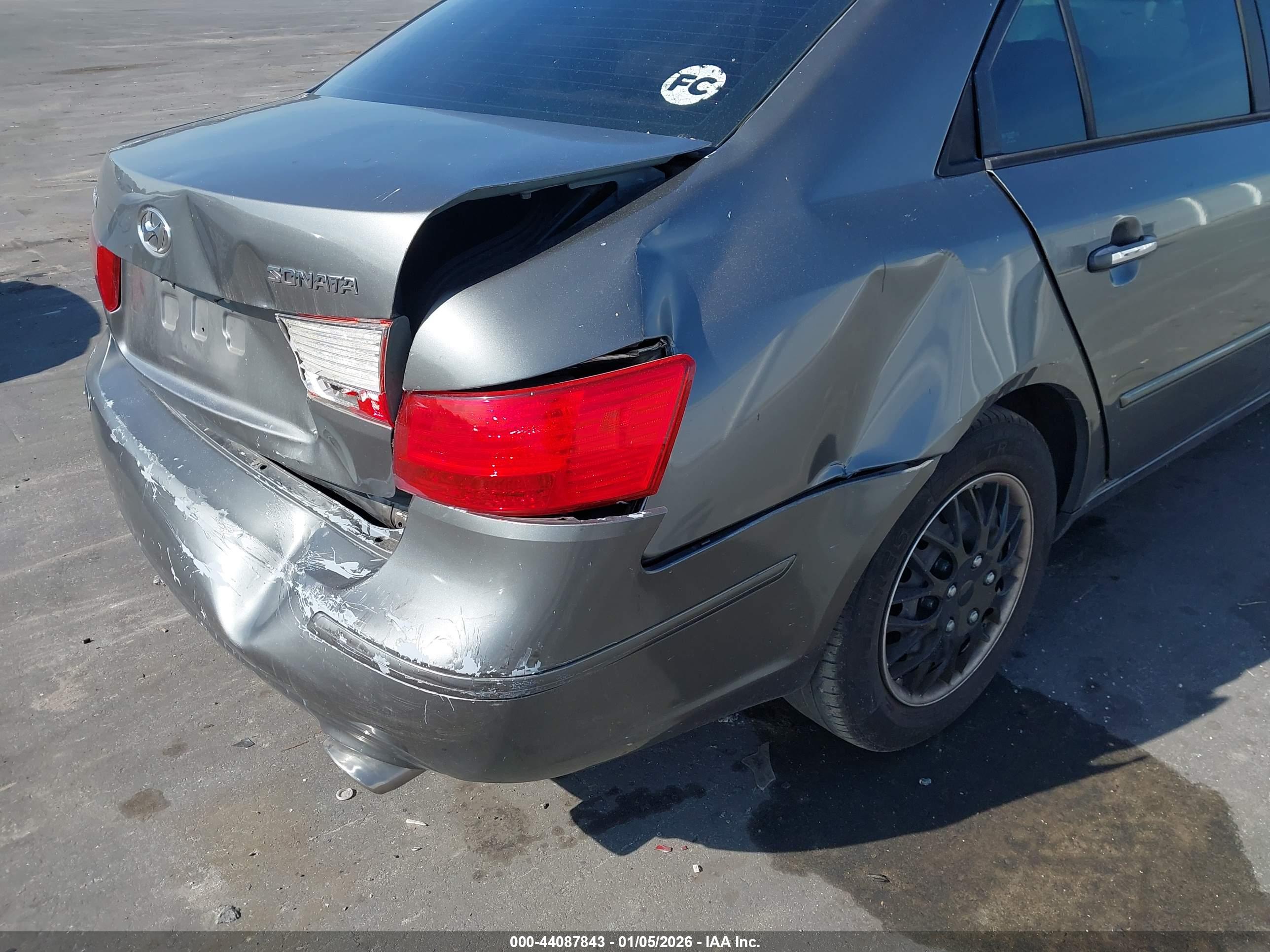HYUNDAI SONATA image 6