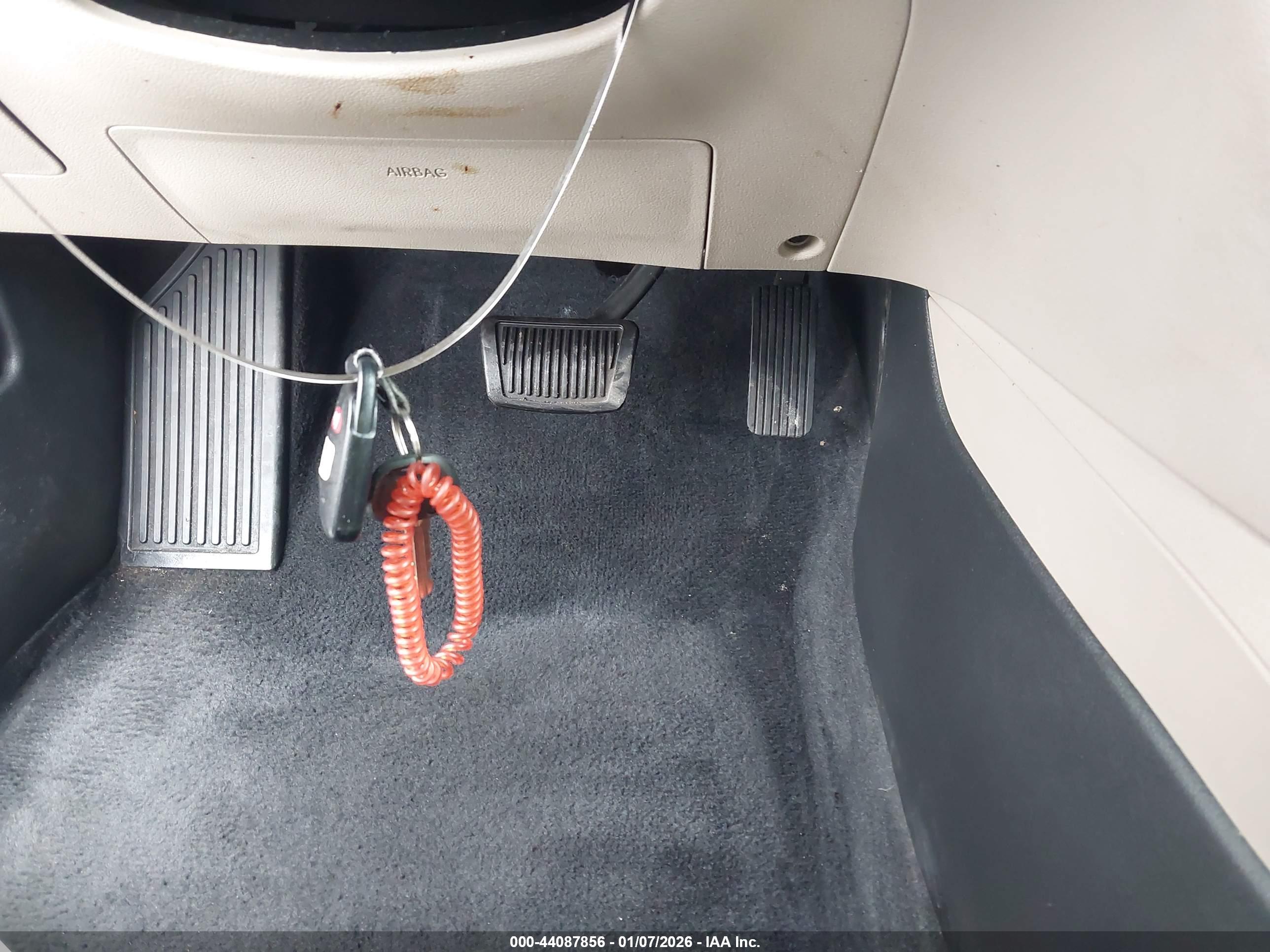 HYUNDAI ELANTRA image 11