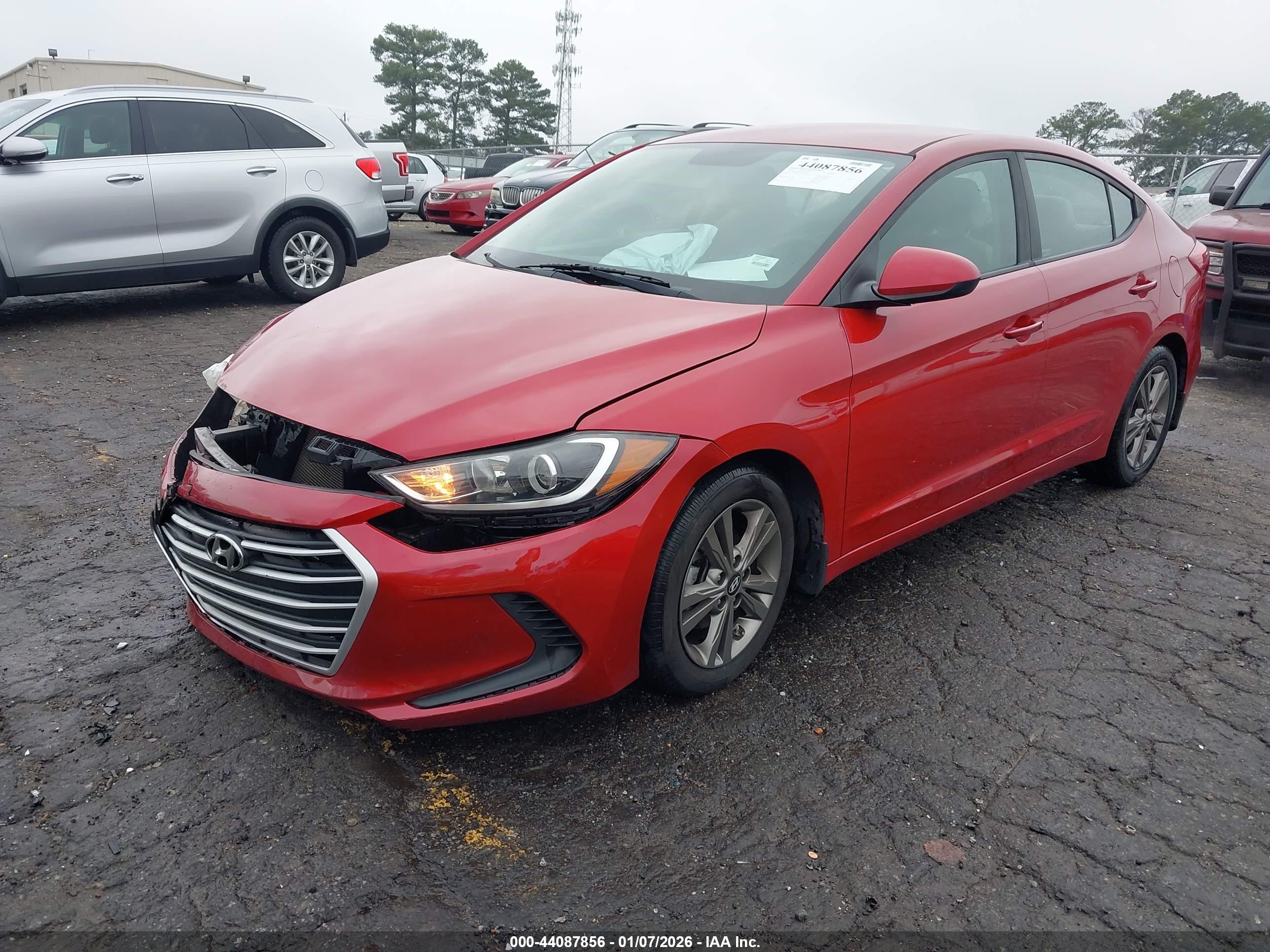 HYUNDAI ELANTRA image 2