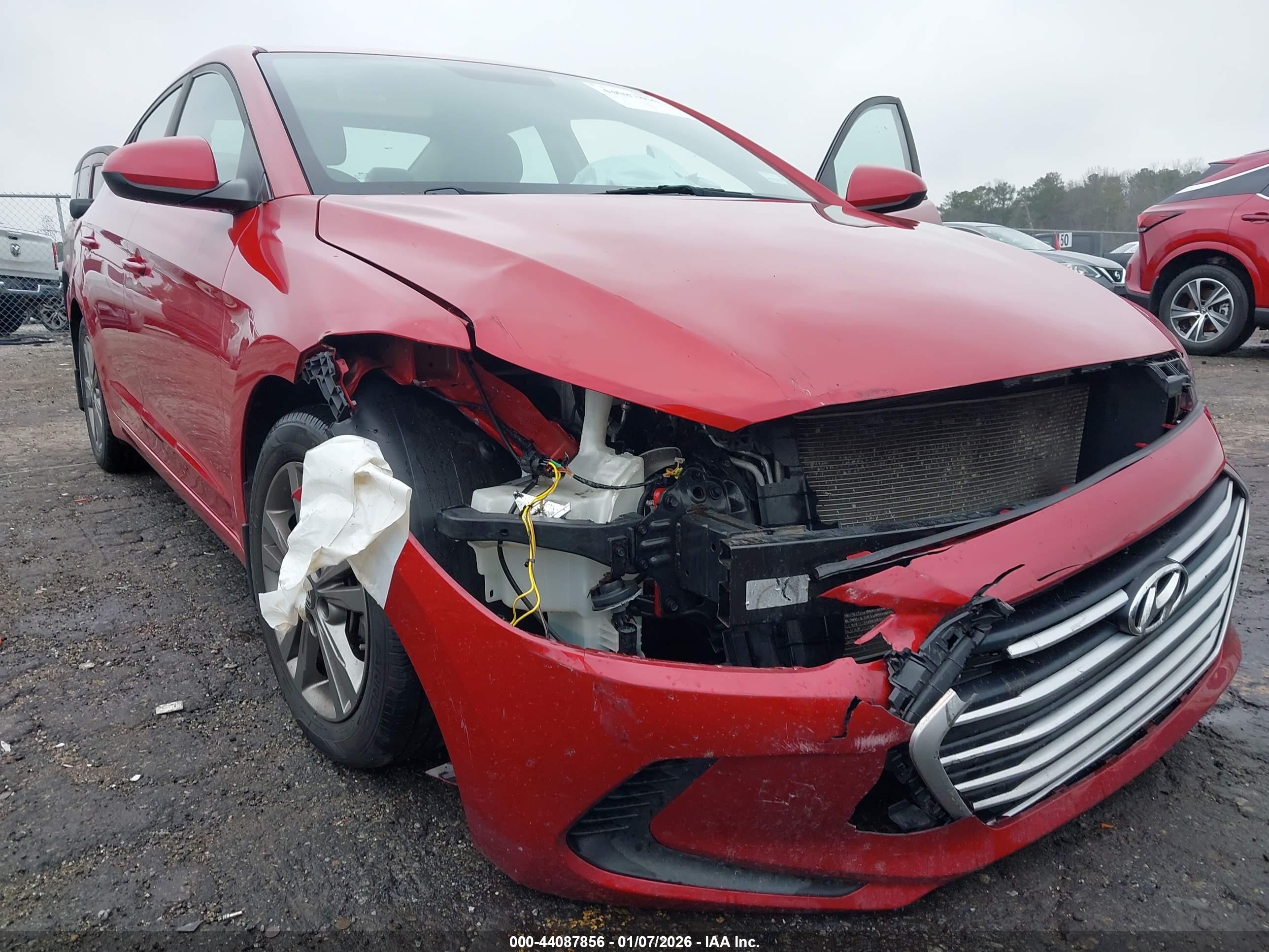 HYUNDAI ELANTRA image 6