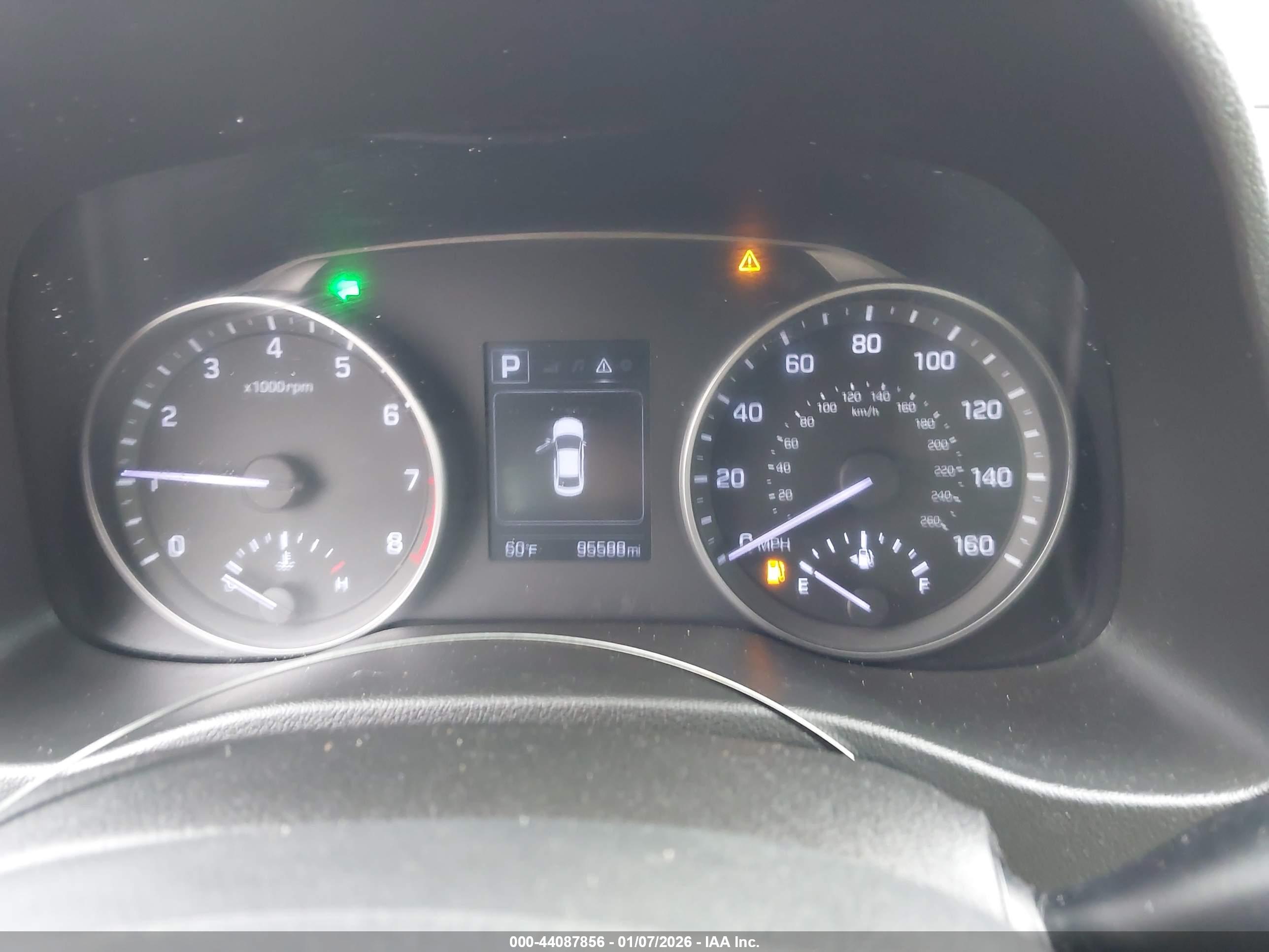 HYUNDAI ELANTRA image 7