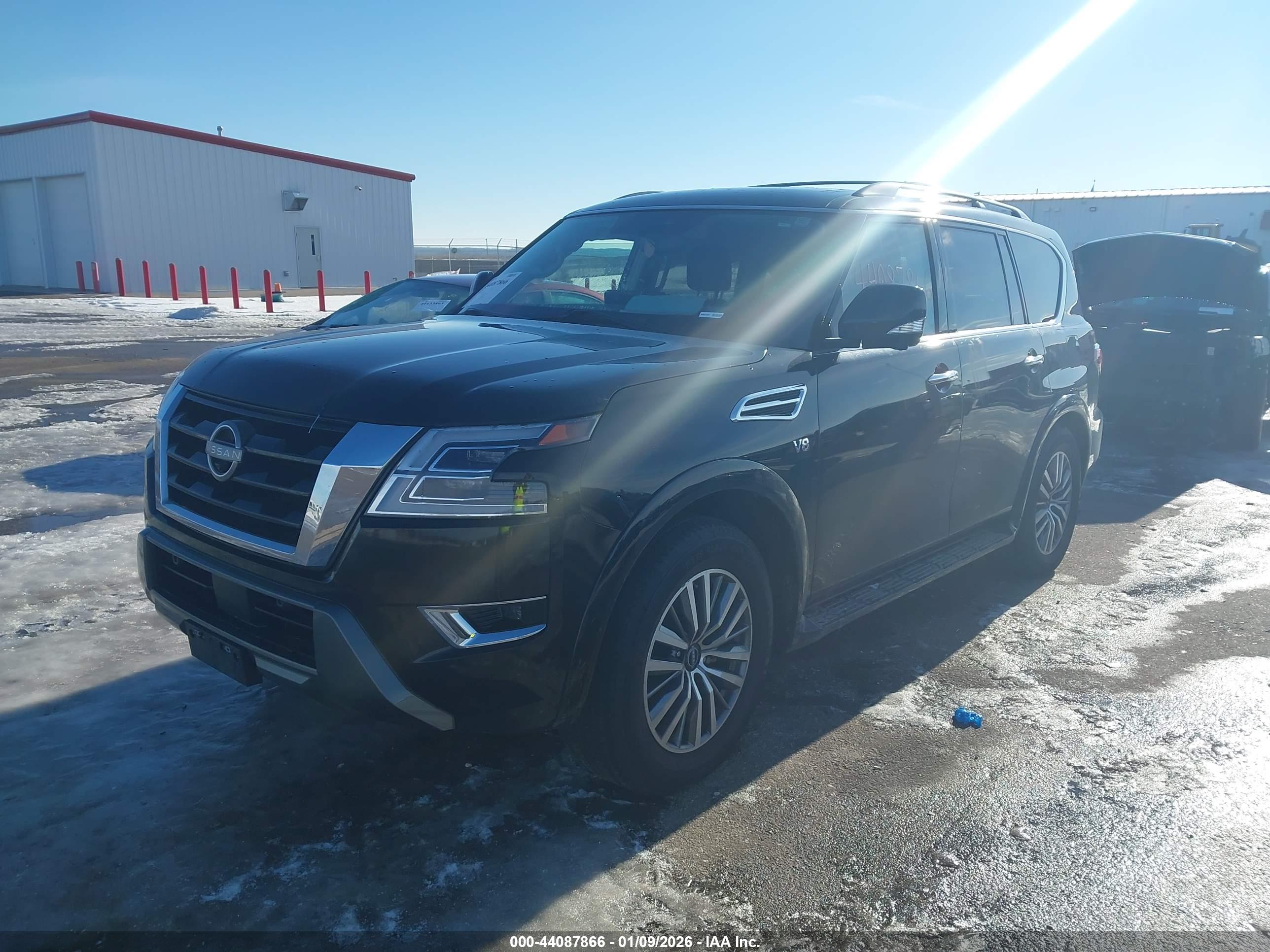 NISSAN ARMADA image 2