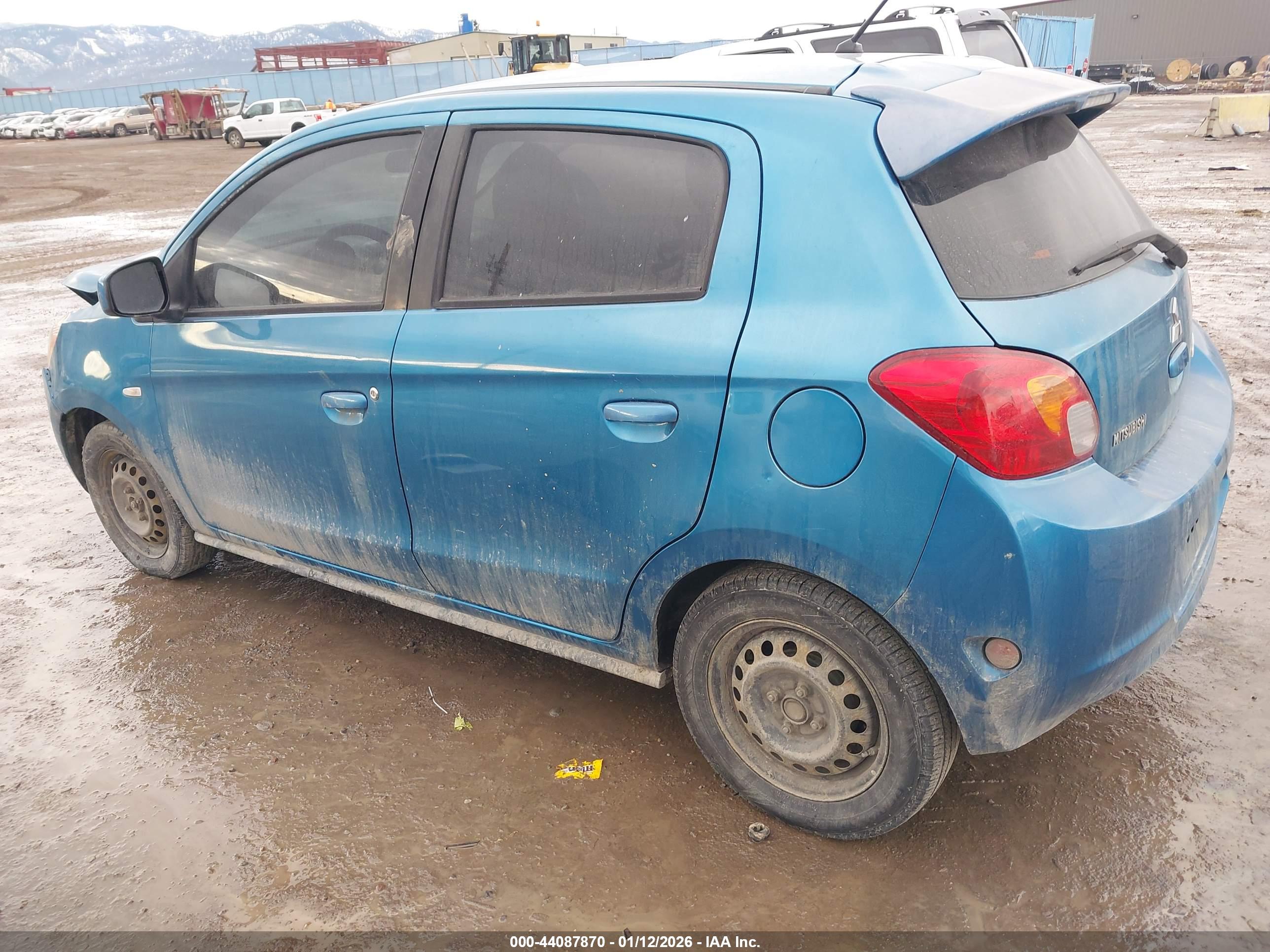 MITSUBISHI MIRAGE image 3