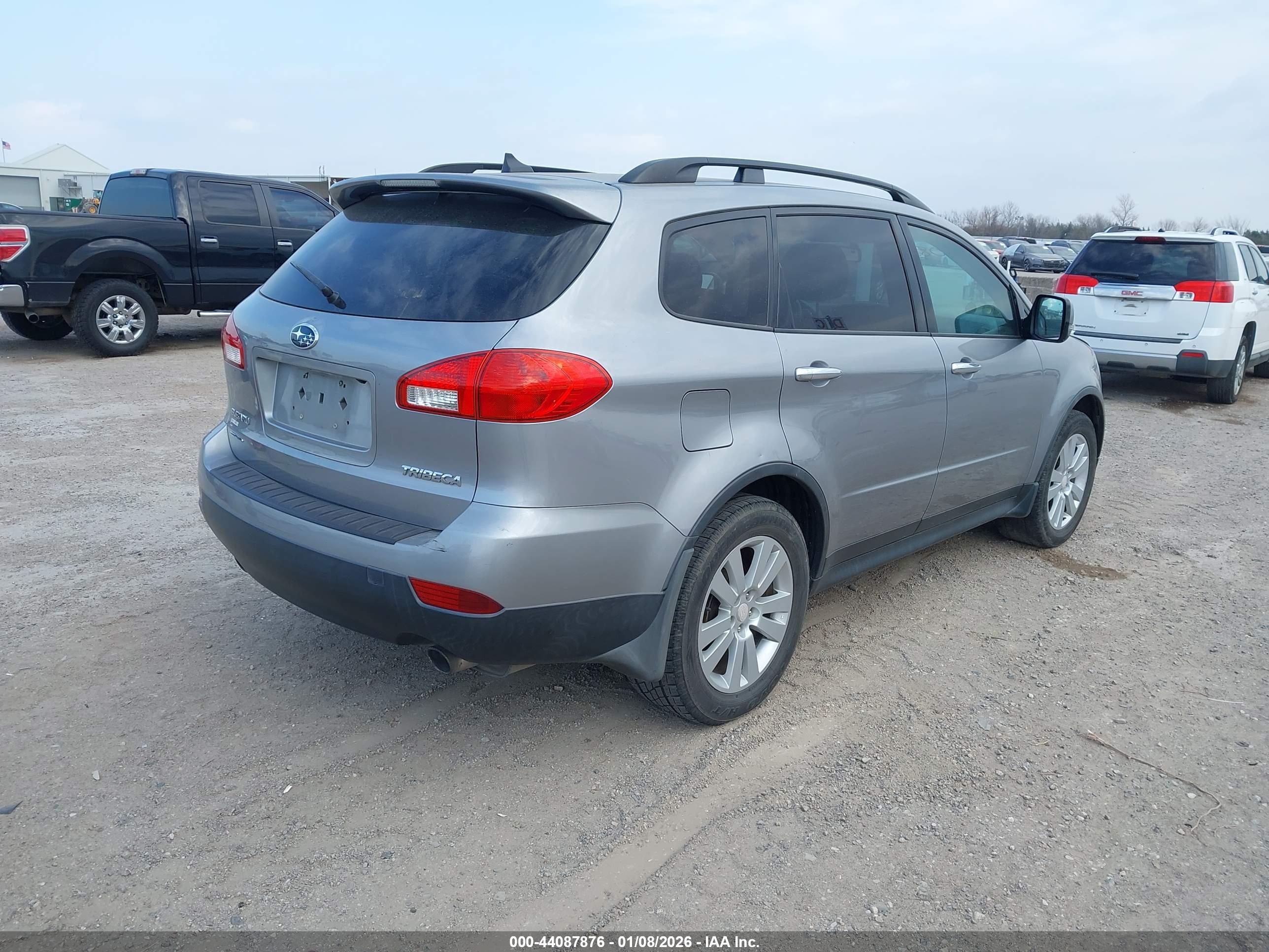 SUBARU TRIBECA image 4
