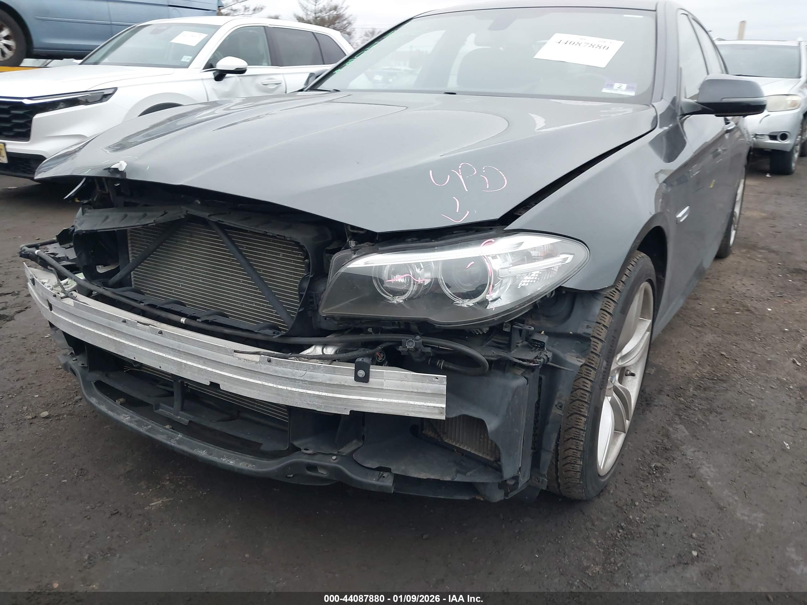 BMW 535I image 6