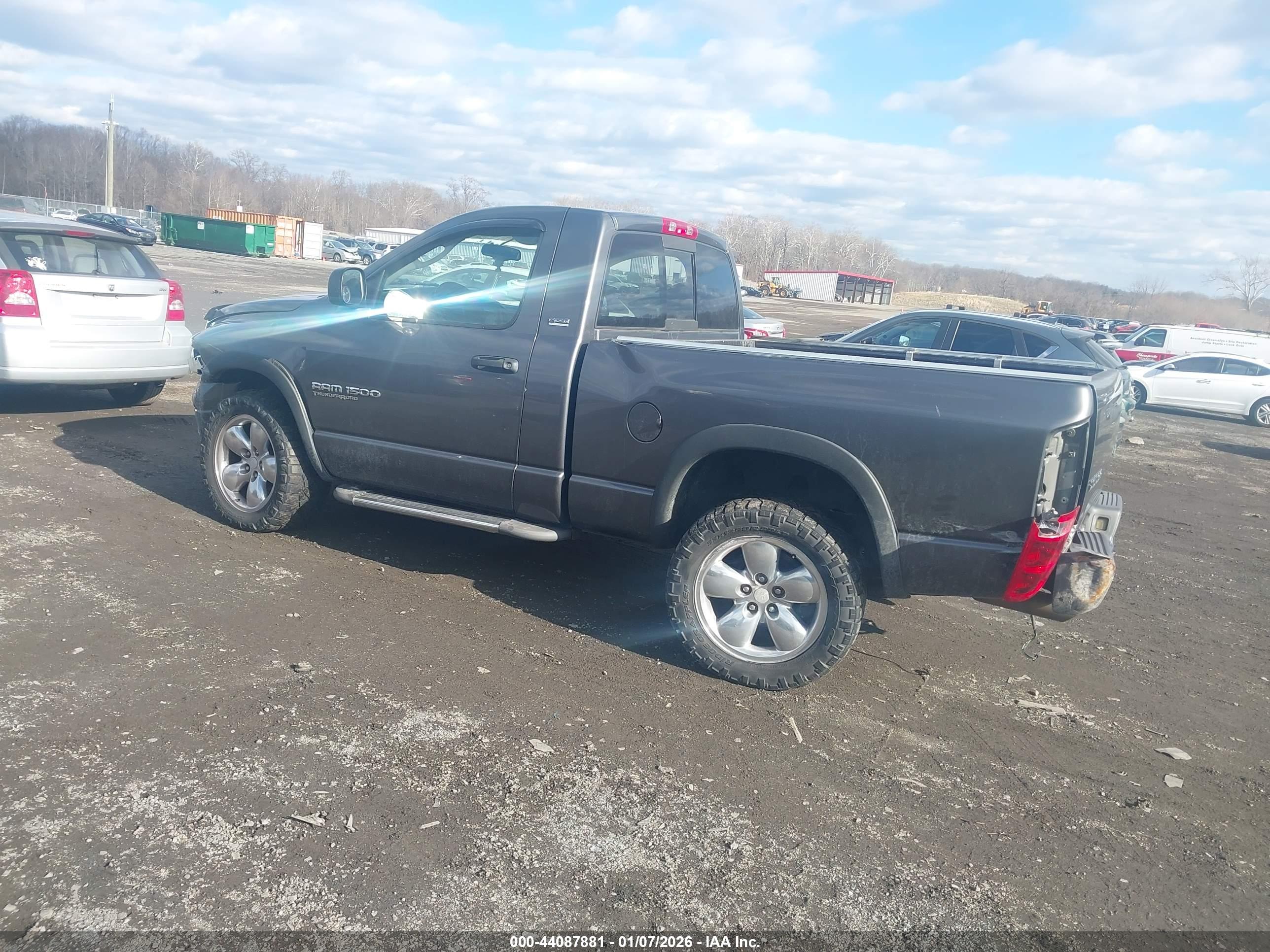DODGE RAM image 3