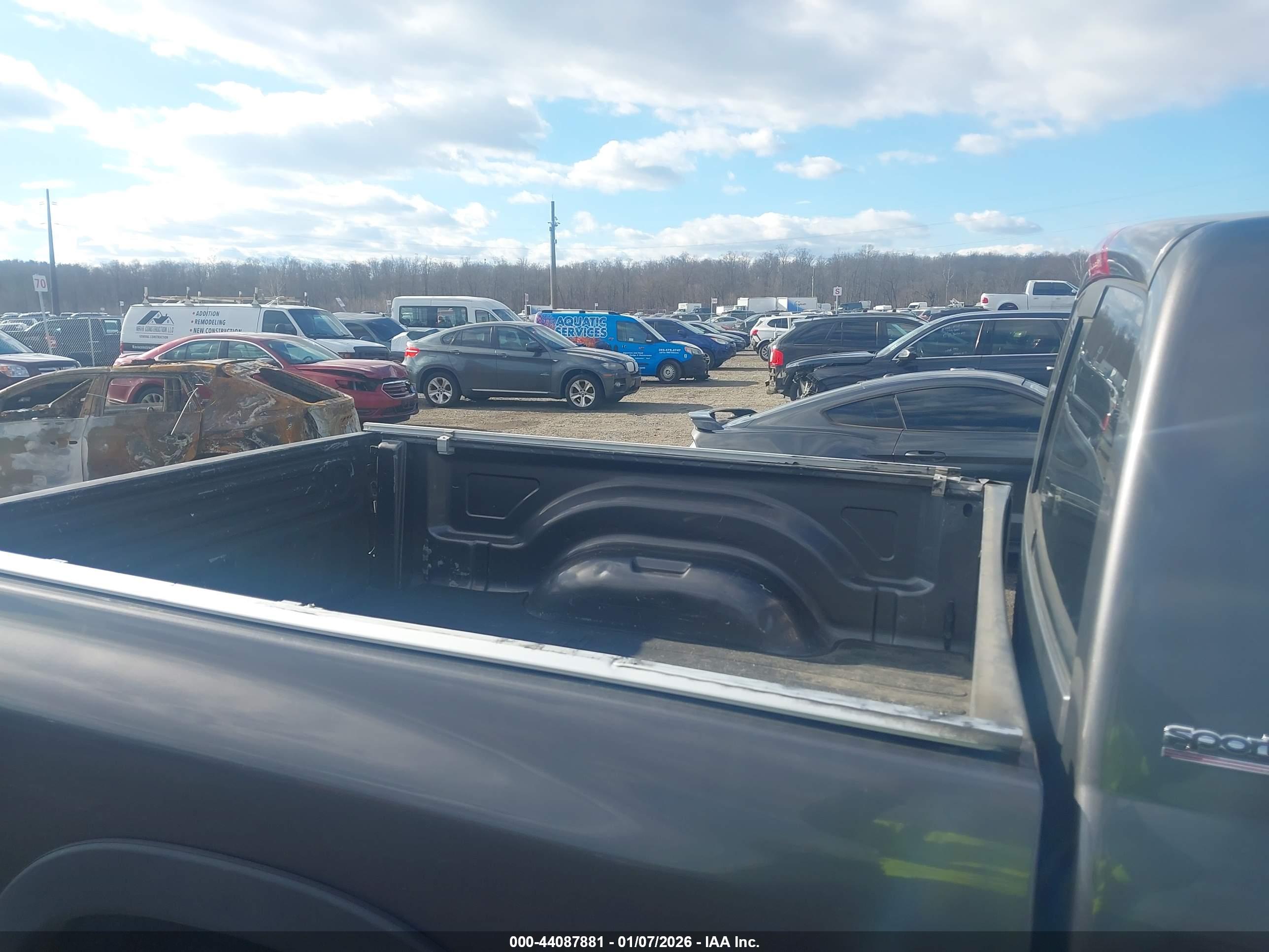 DODGE RAM image 8