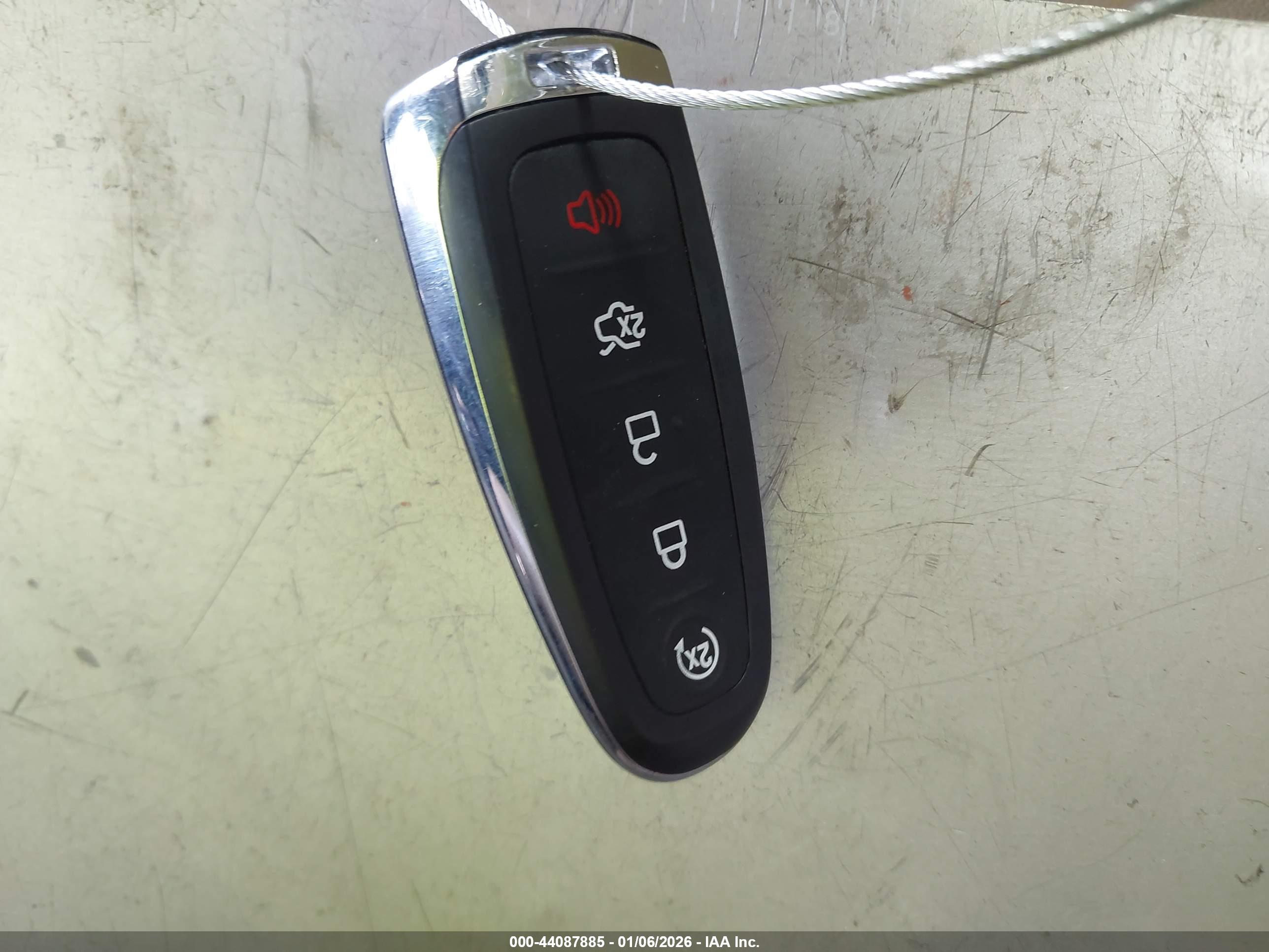FORD ESCAPE image 11