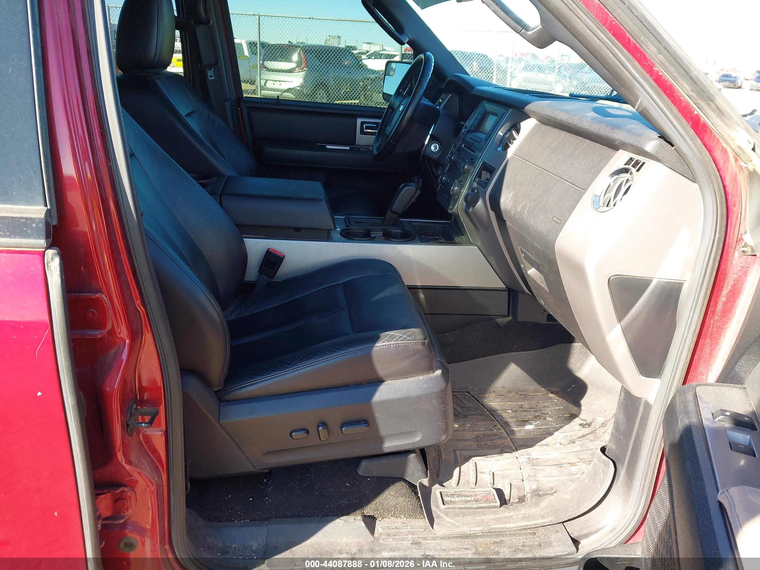 FORD EXPEDITION image 5
