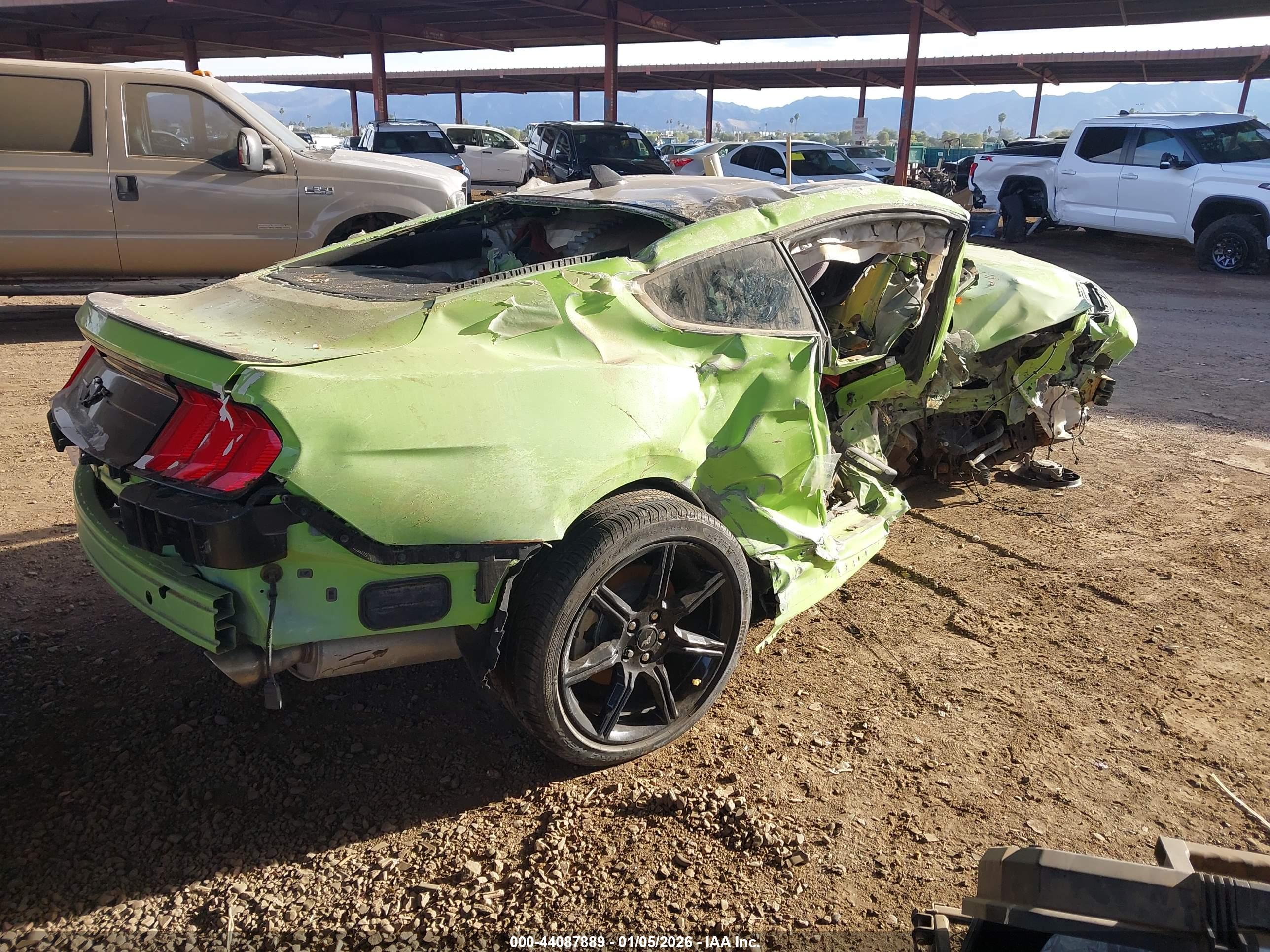 FORD MUSTANG image 4