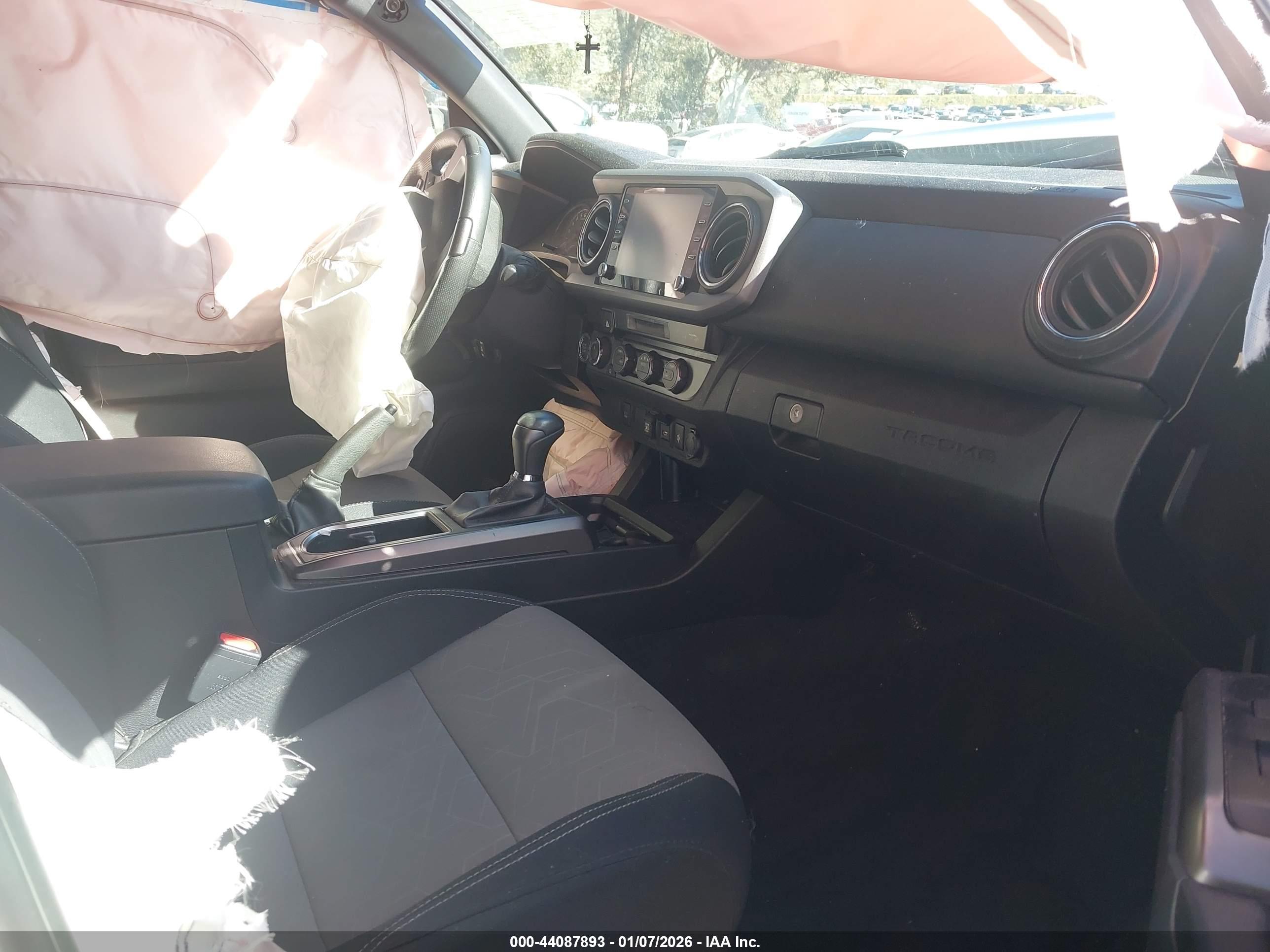 TOYOTA TACOMA image 5