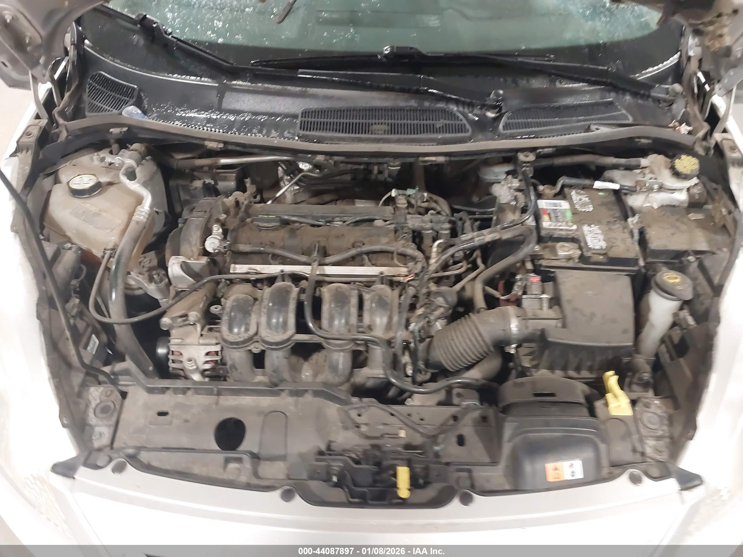 FORD FIESTA image 10