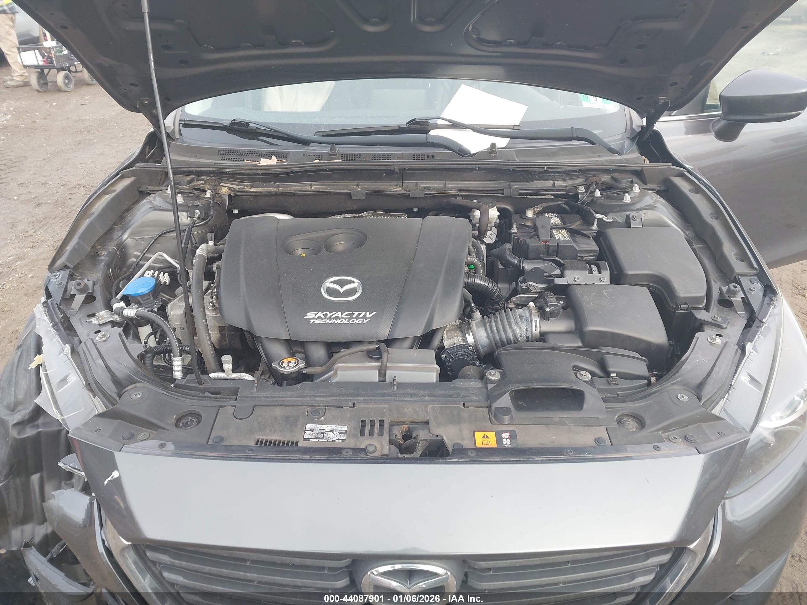 MAZDA MAZDA3 image 10