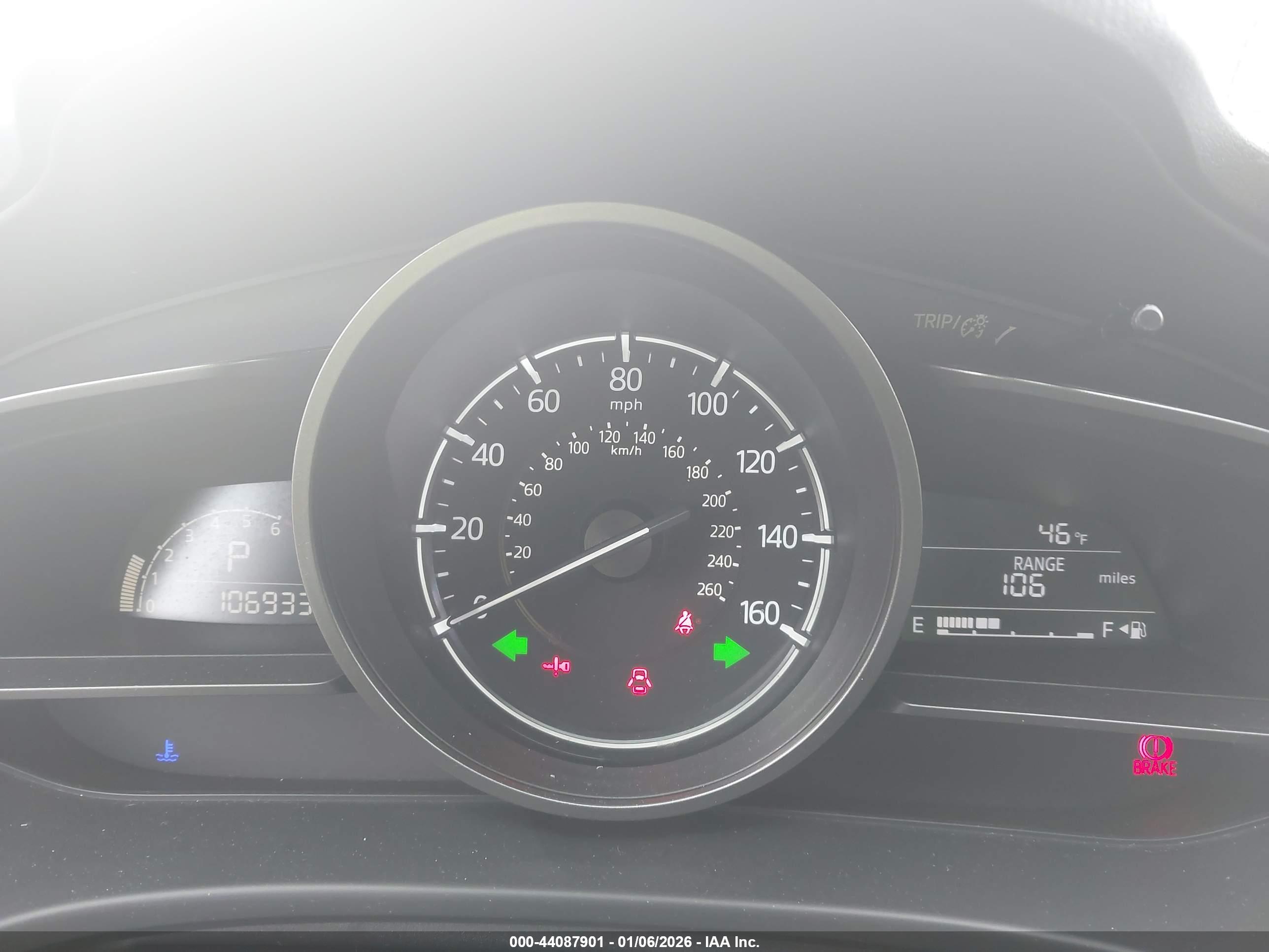 MAZDA MAZDA3 image 7