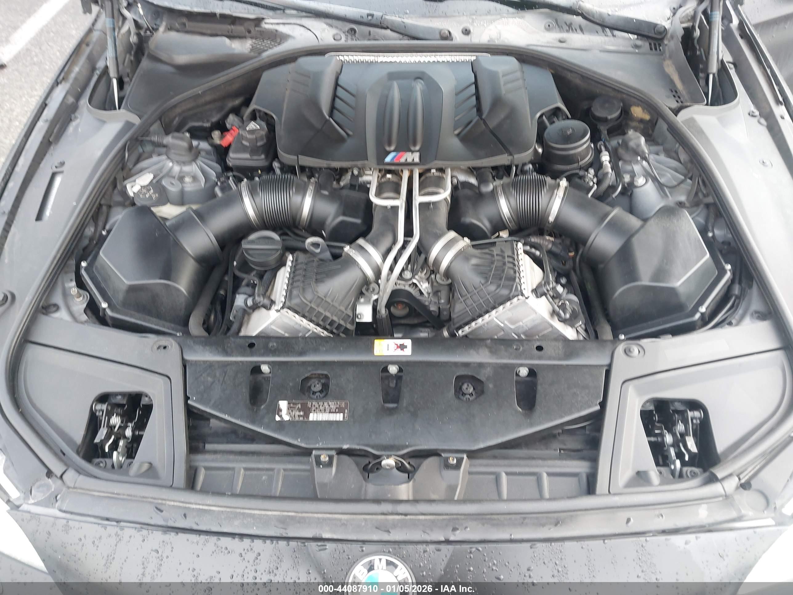 BMW M5 image 10