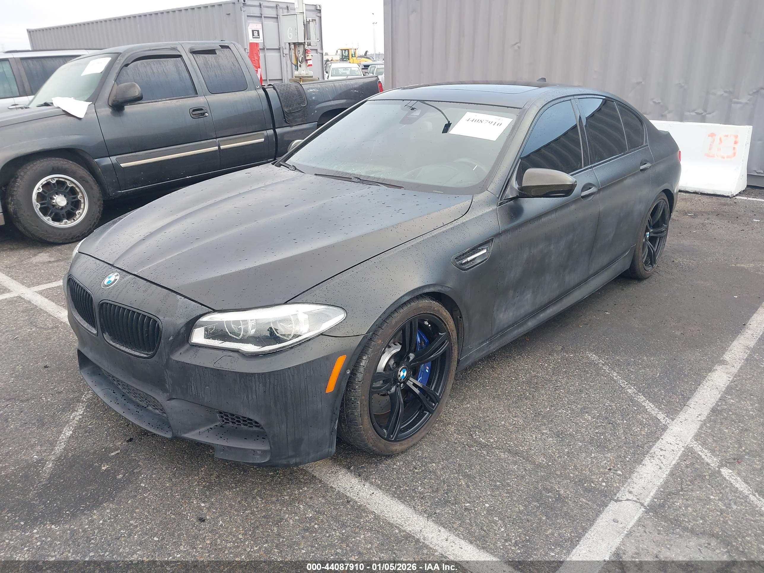 BMW M5 image 2