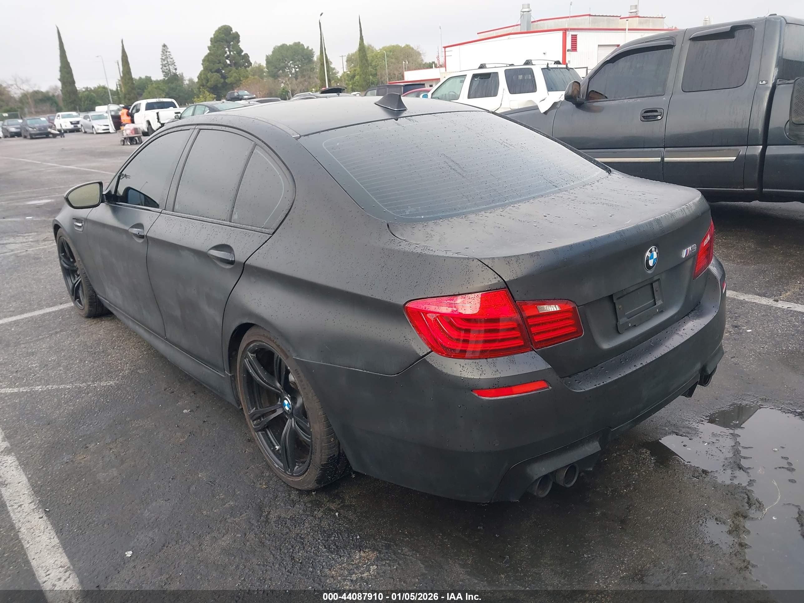 BMW M5 image 3
