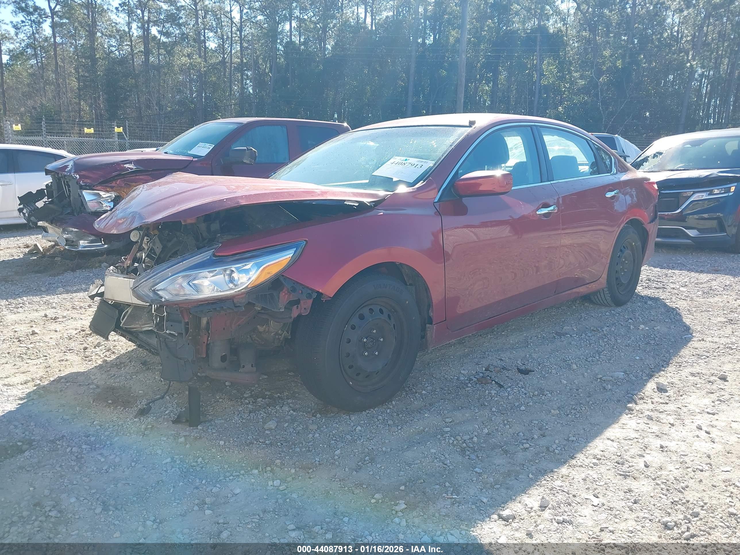 NISSAN ALTIMA image 2