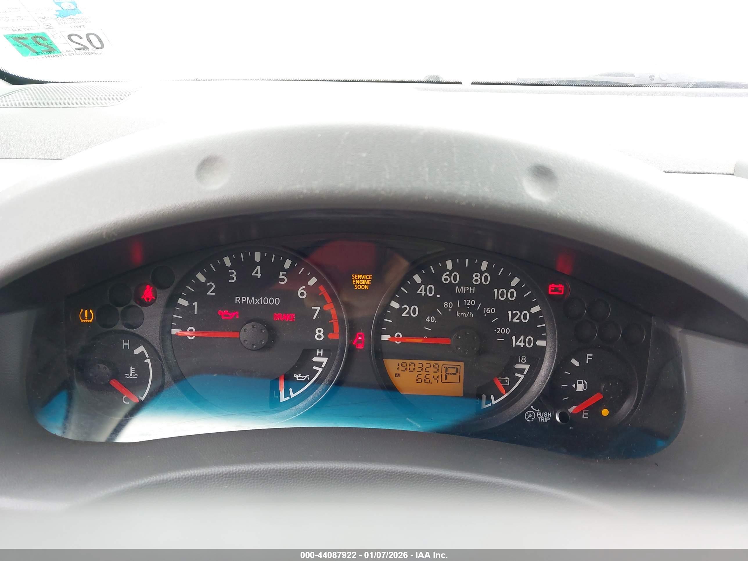 NISSAN FRONTIER image 7