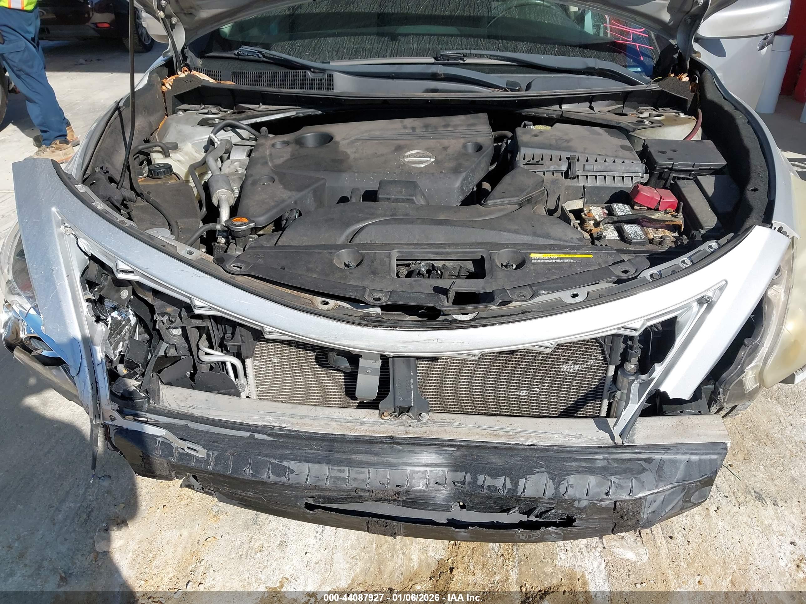 NISSAN ALTIMA image 10