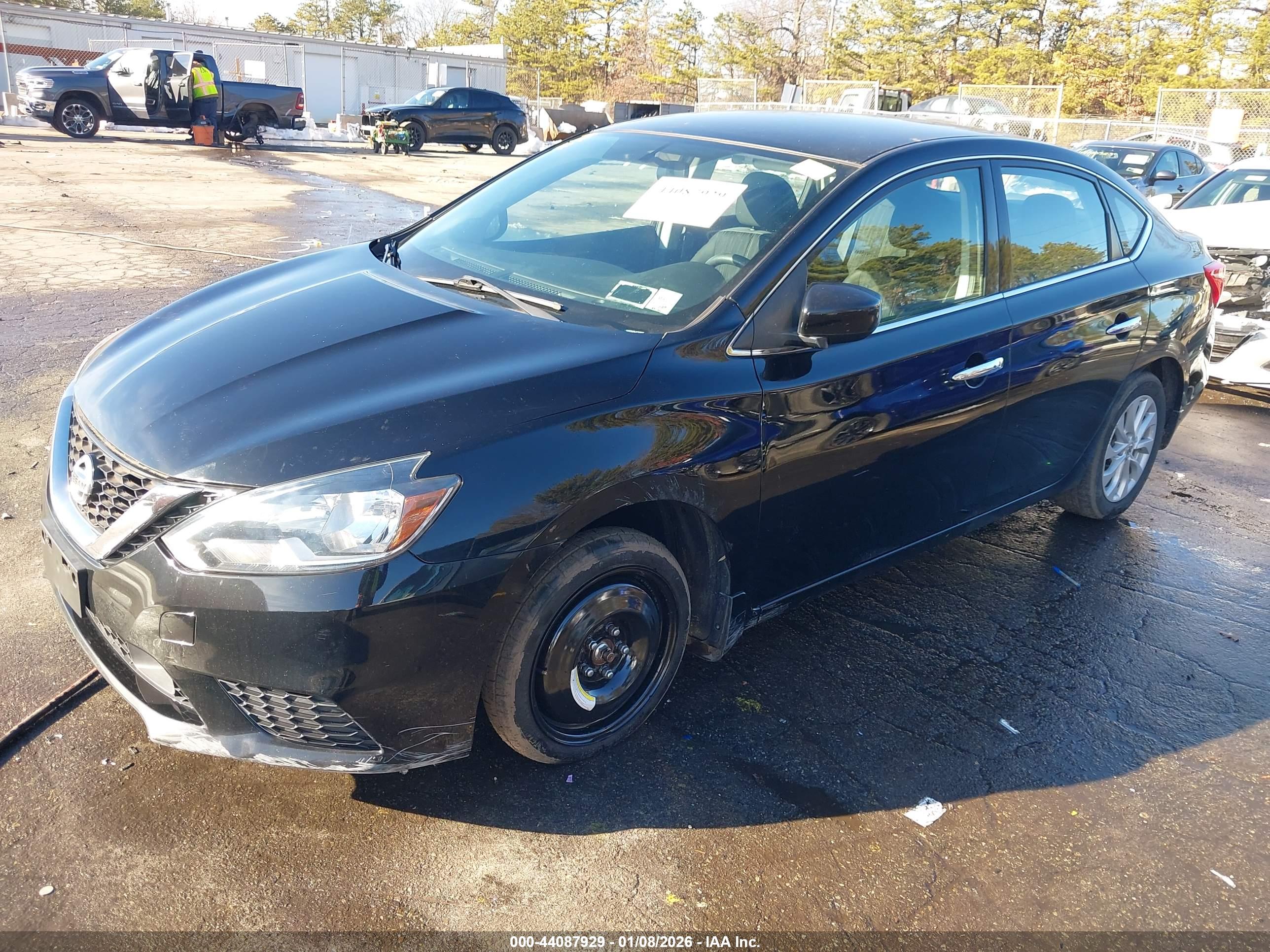 NISSAN SENTRA image 2