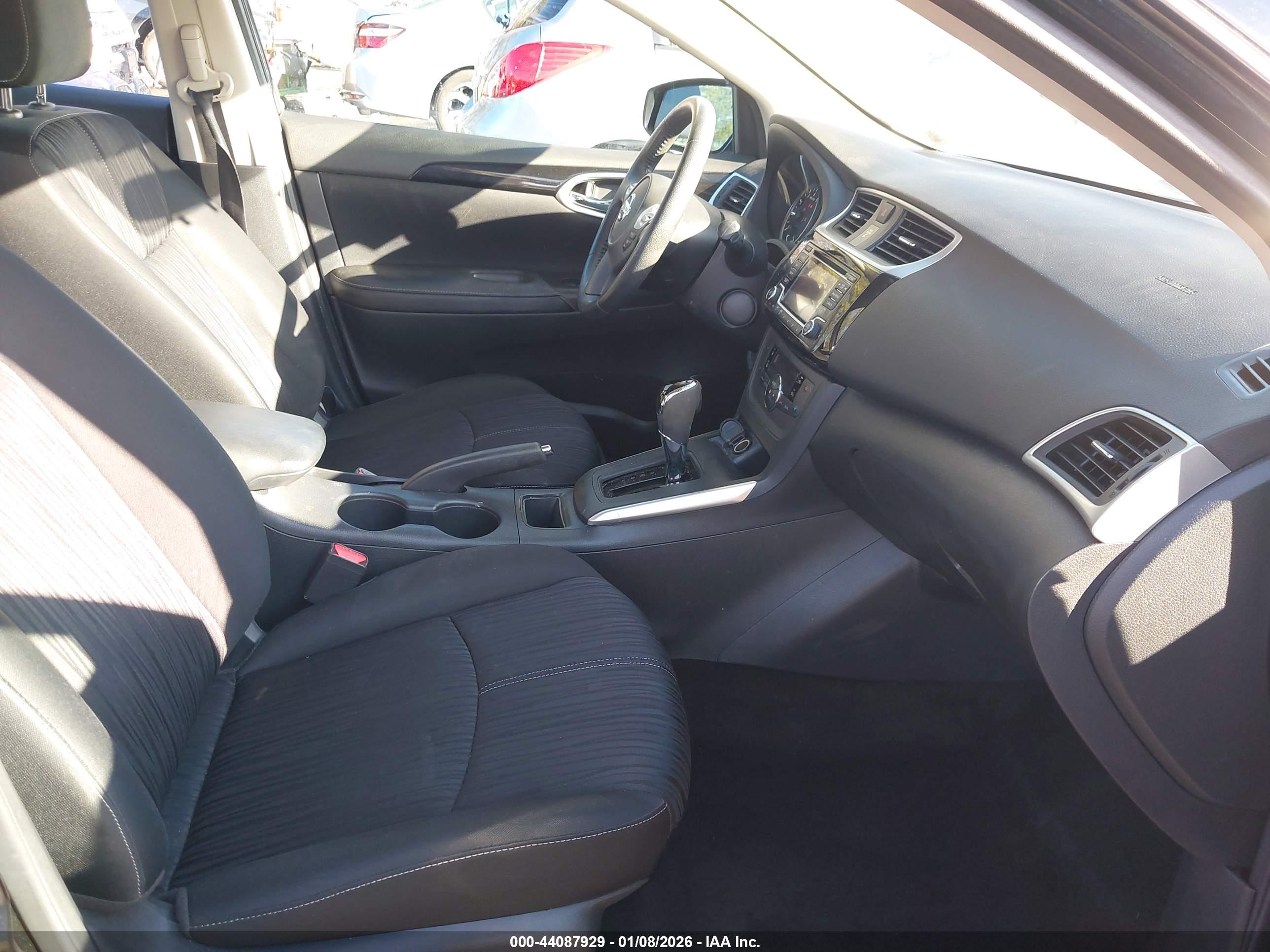 NISSAN SENTRA image 5
