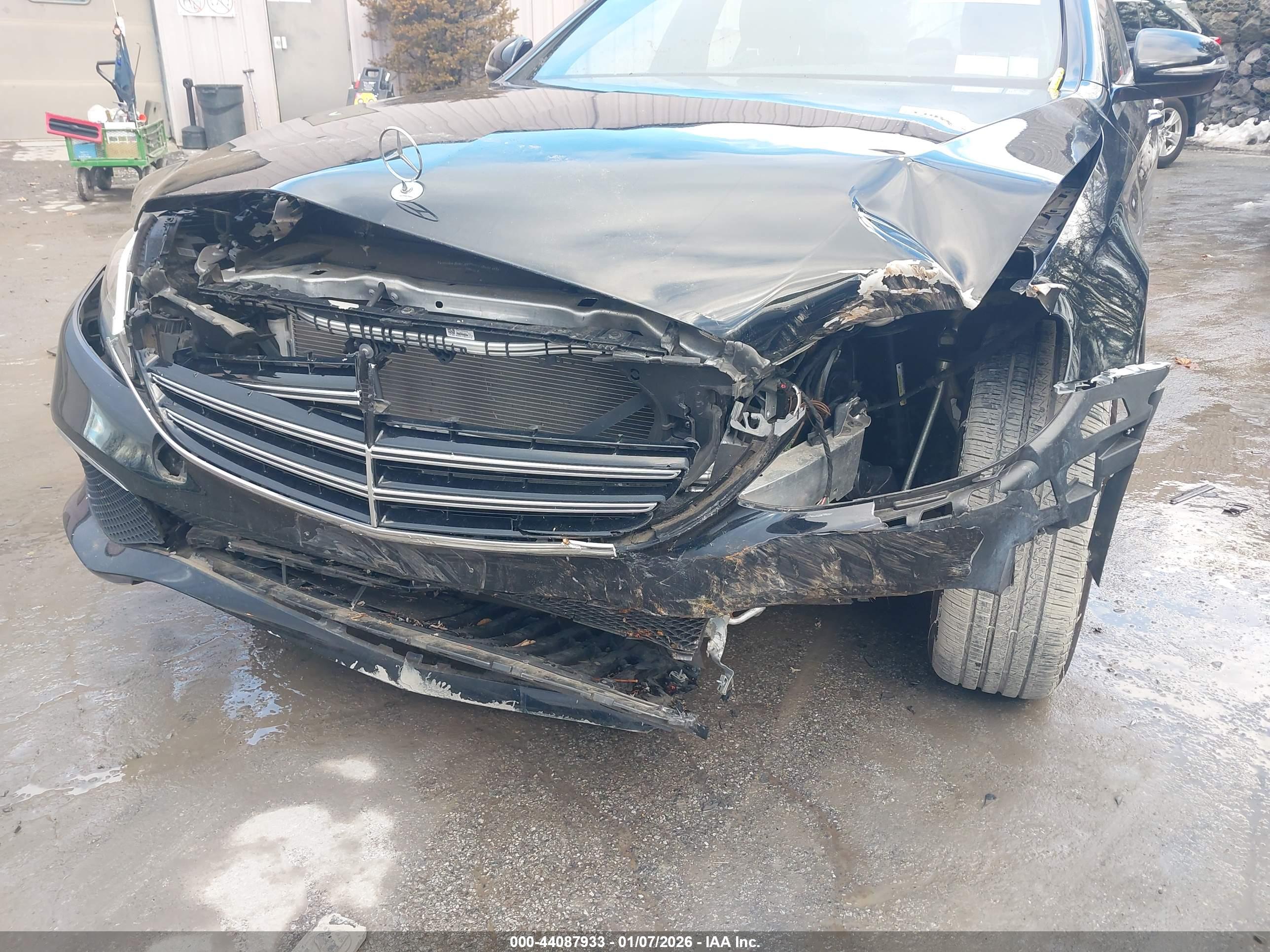 MERCEDES-BENZ E image 6