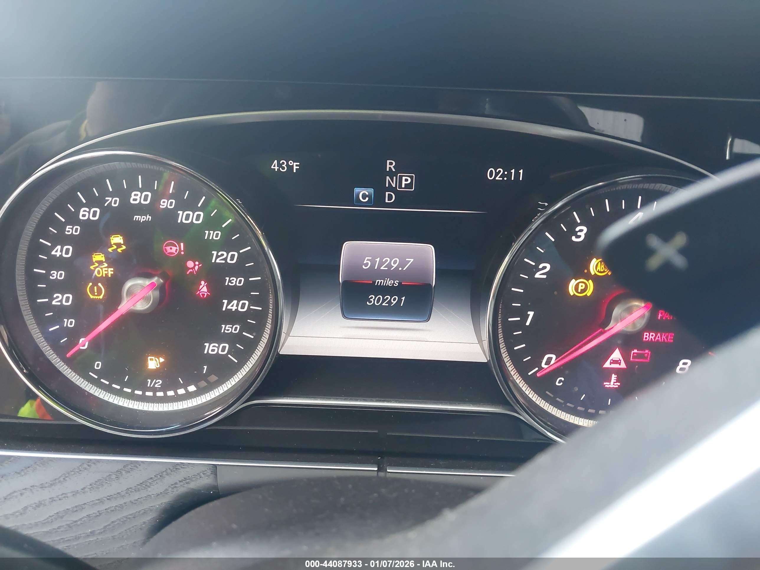 MERCEDES-BENZ E image 7