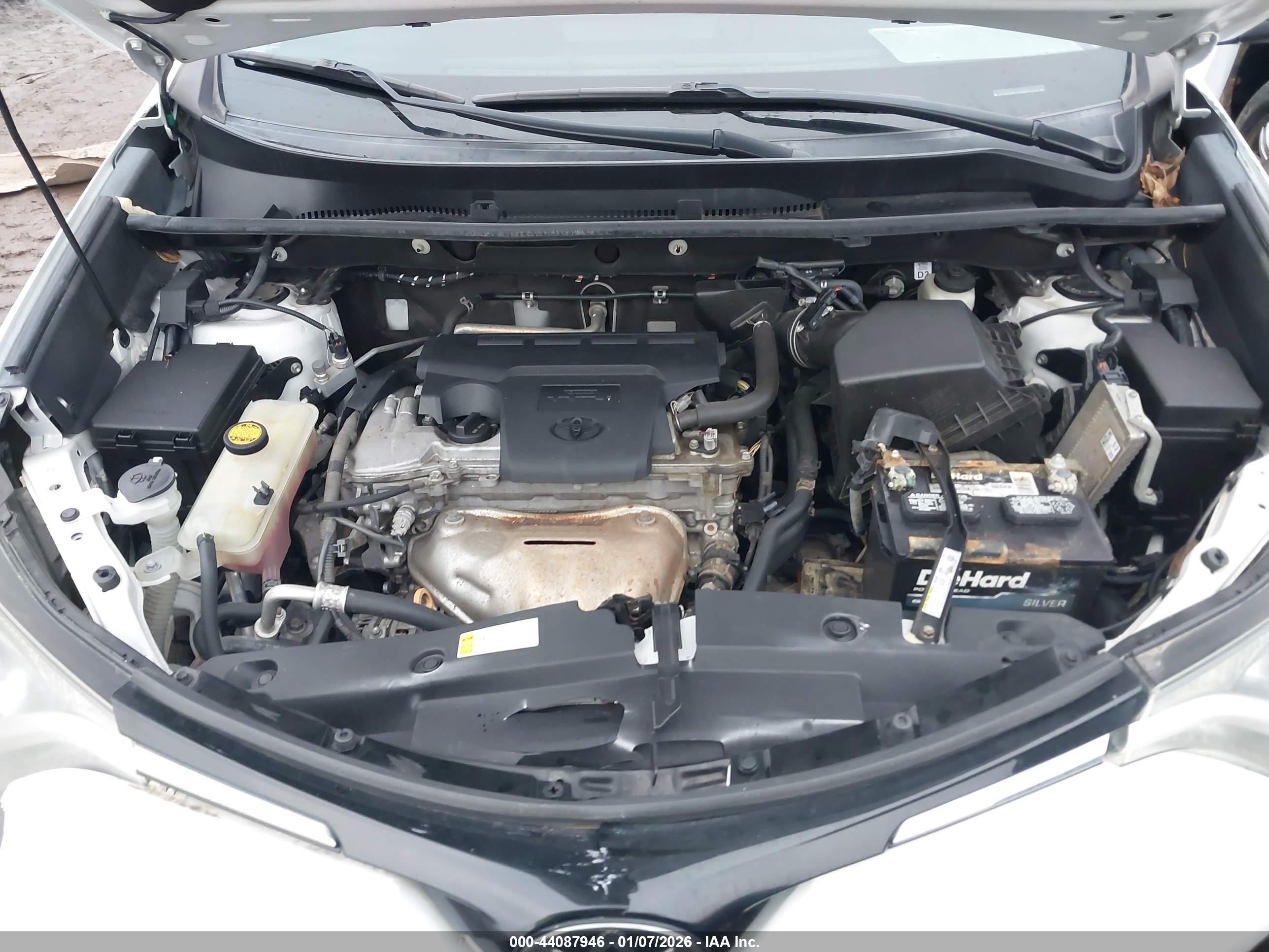 TOYOTA RAV4 image 10