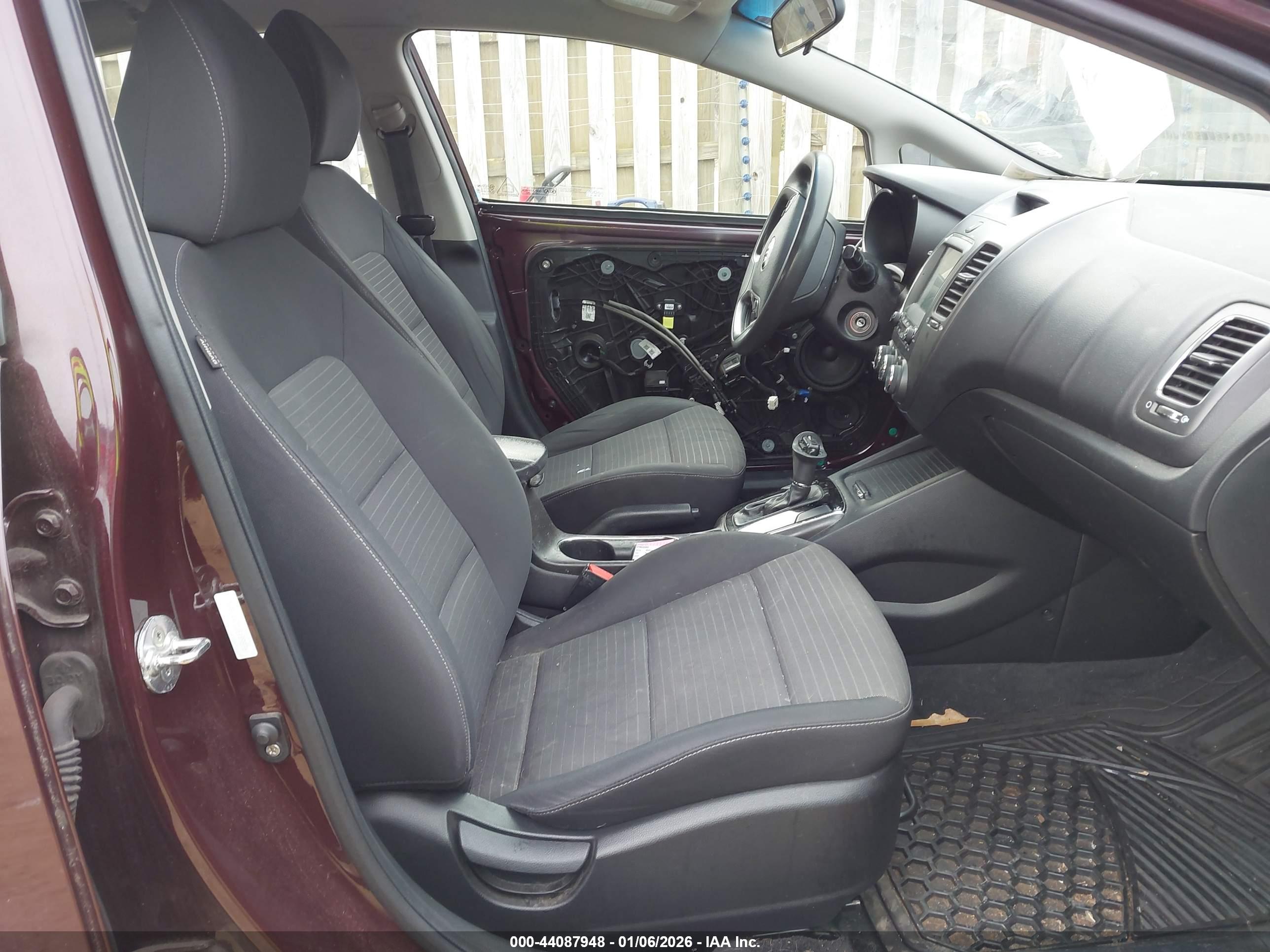KIA FORTE image 5