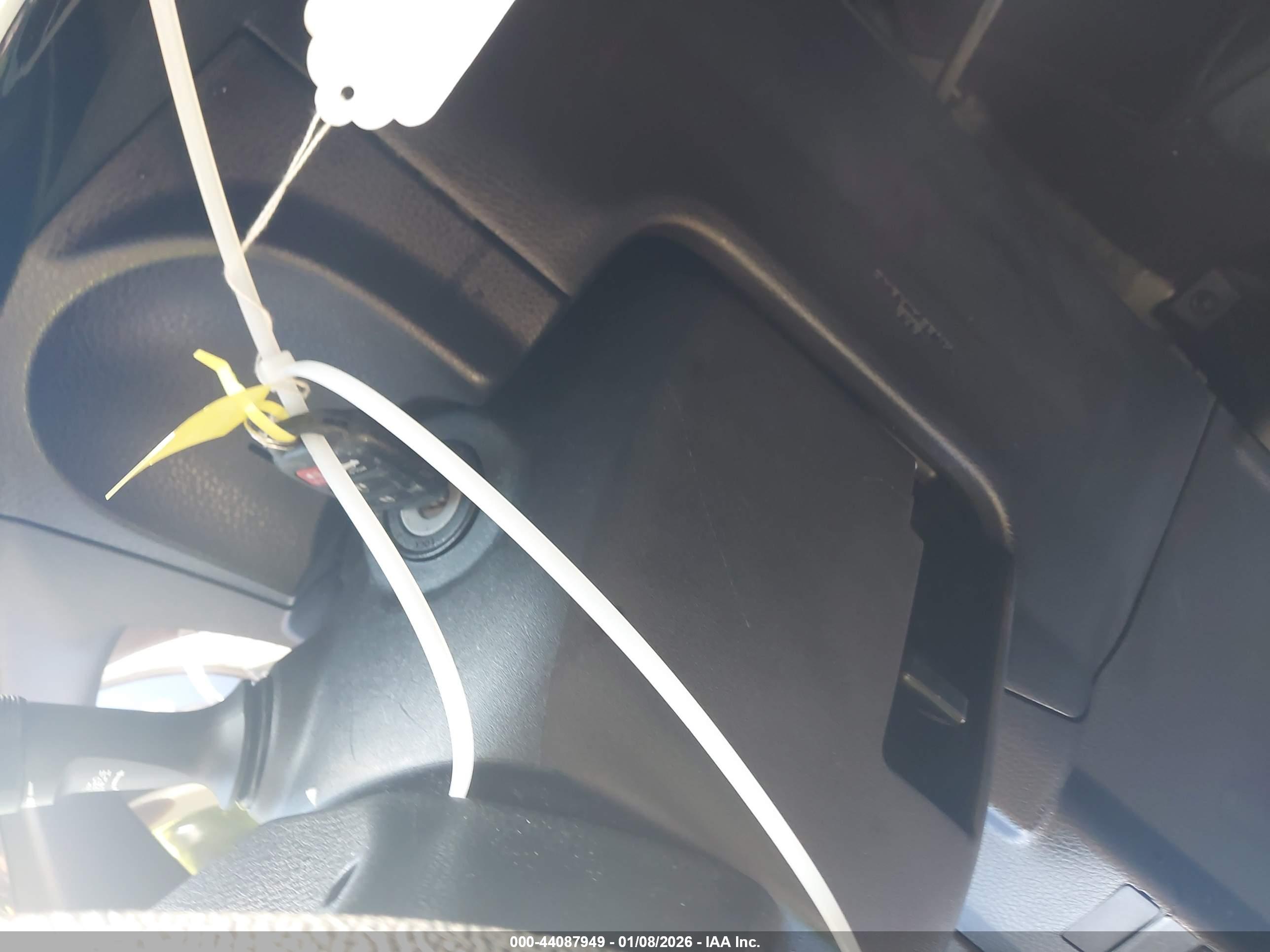 TOYOTA COROLLA image 11