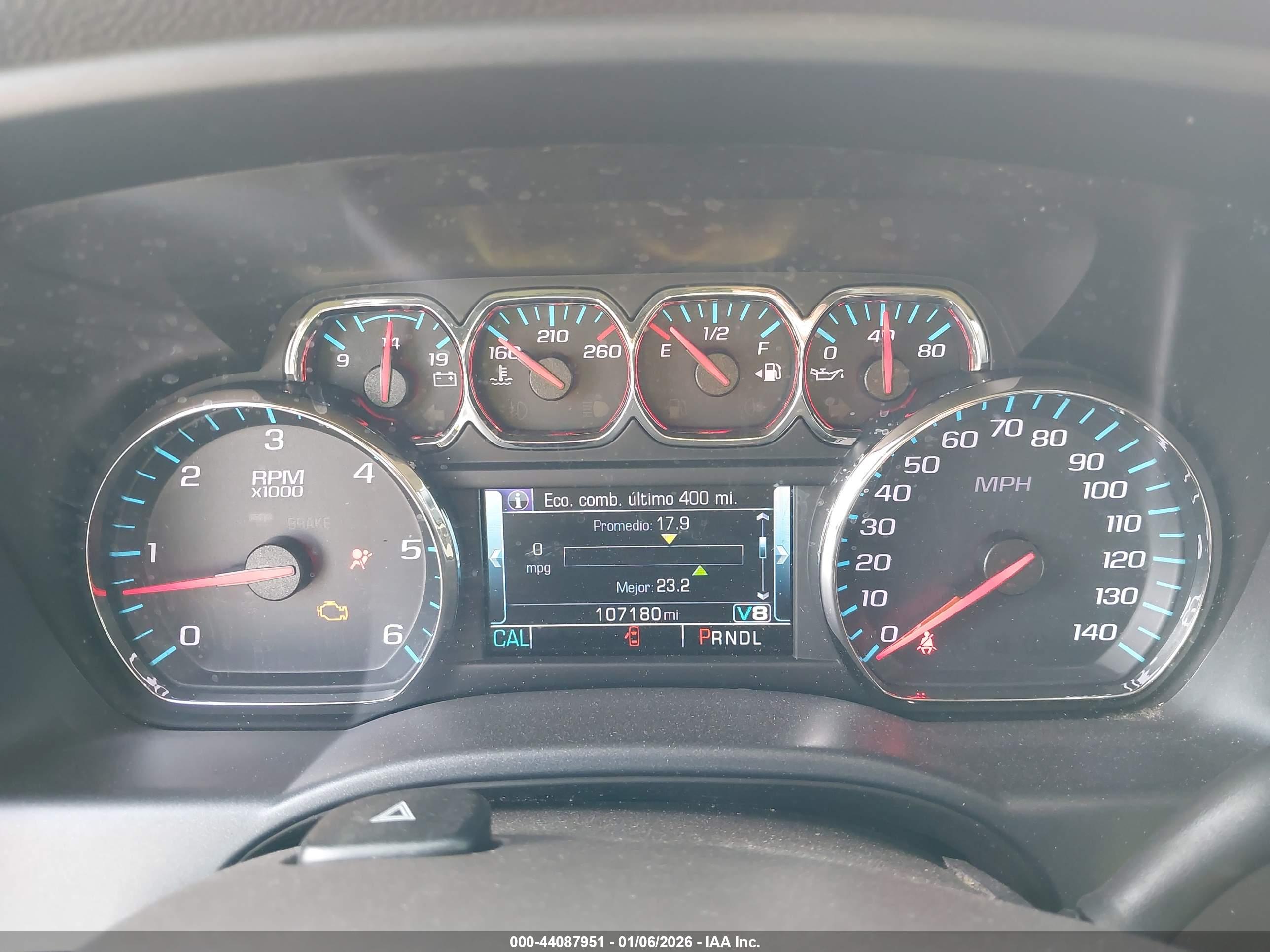 CHEVROLET SILVERADO image 7