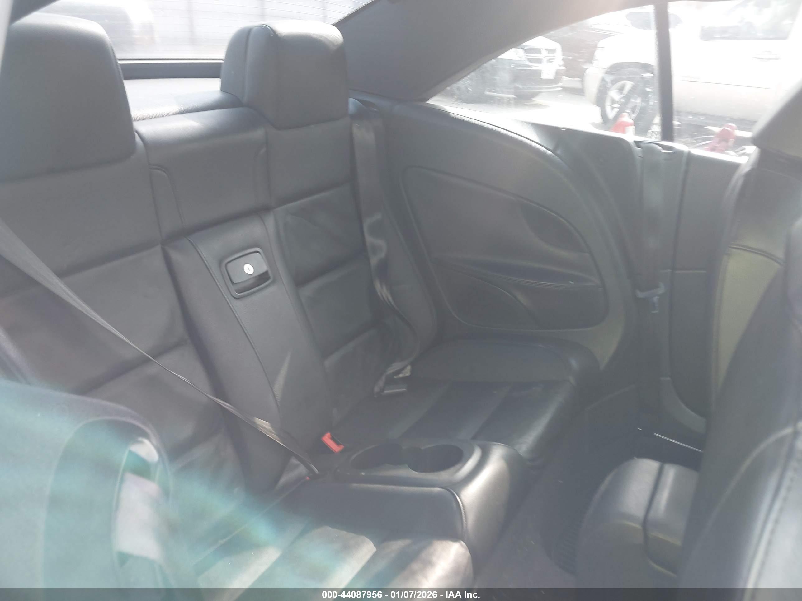 VOLKSWAGEN EOS image 8