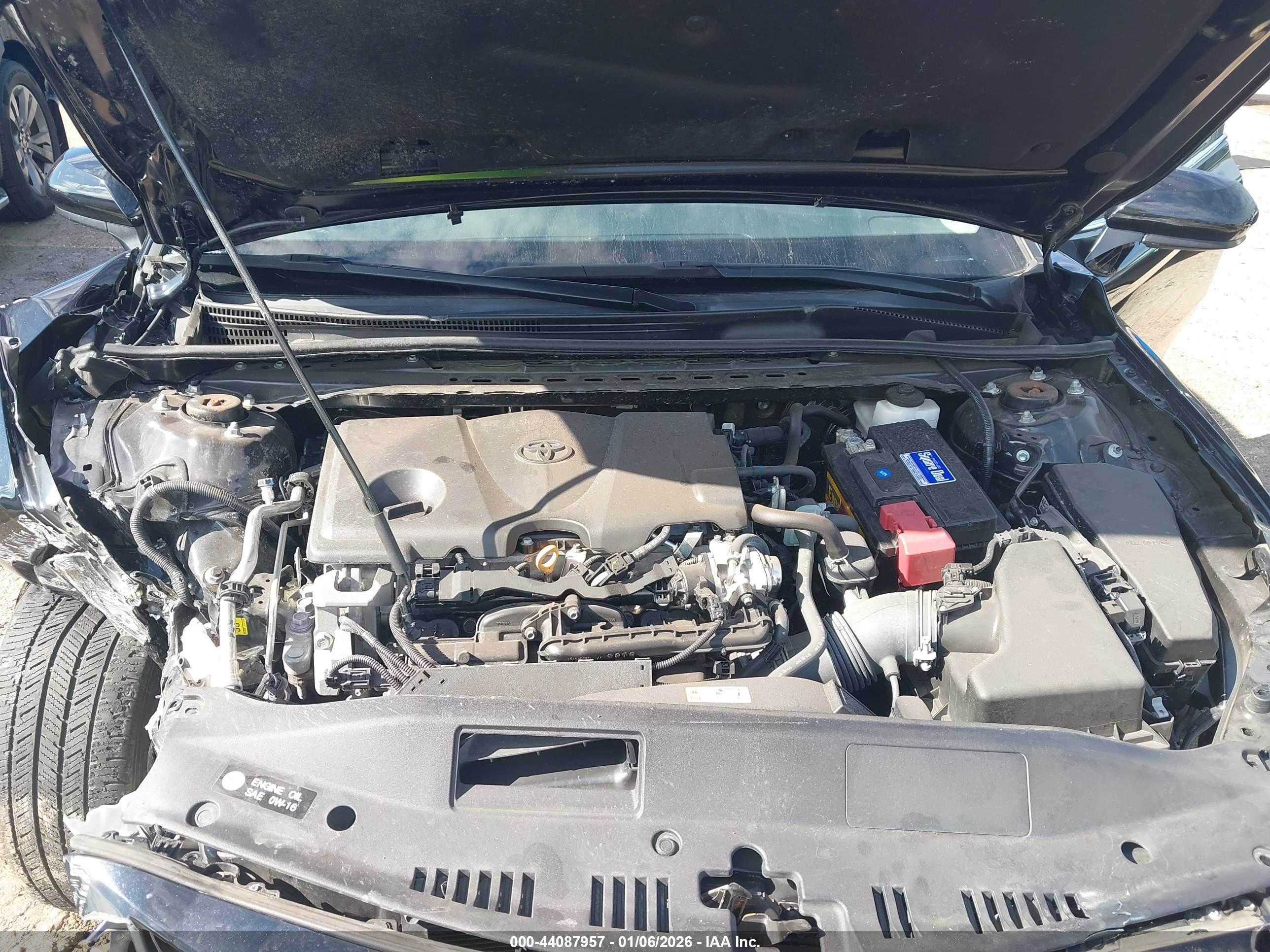 TOYOTA CAMRY image 10